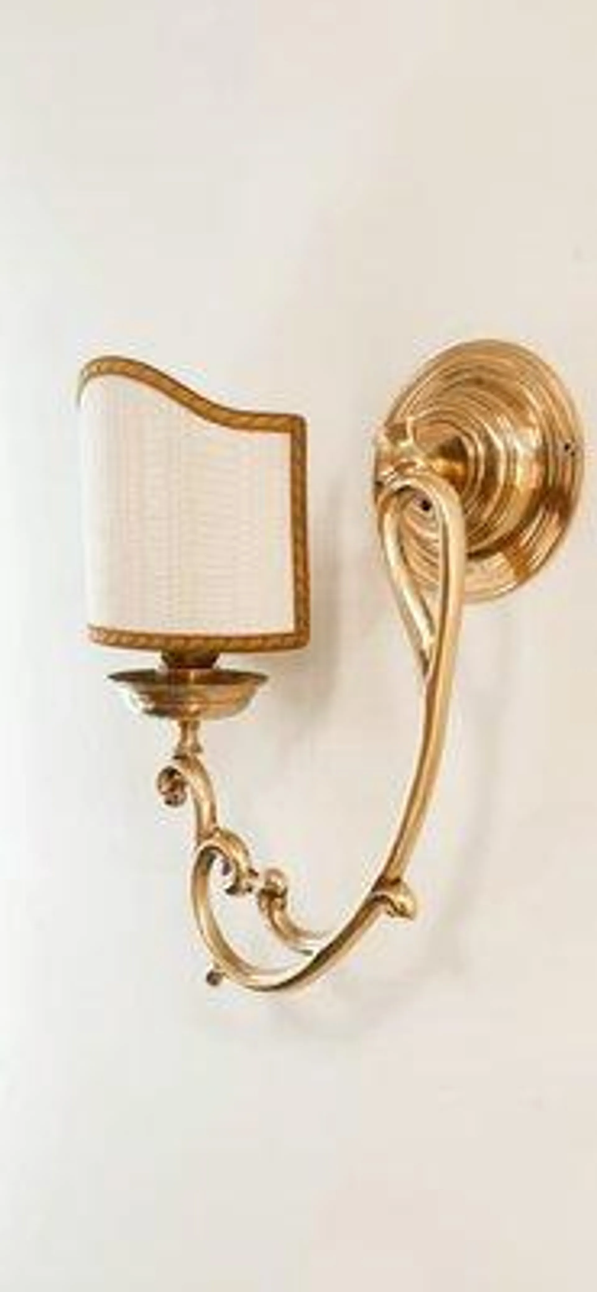 Crushed Right Brass Wall Light with Fan