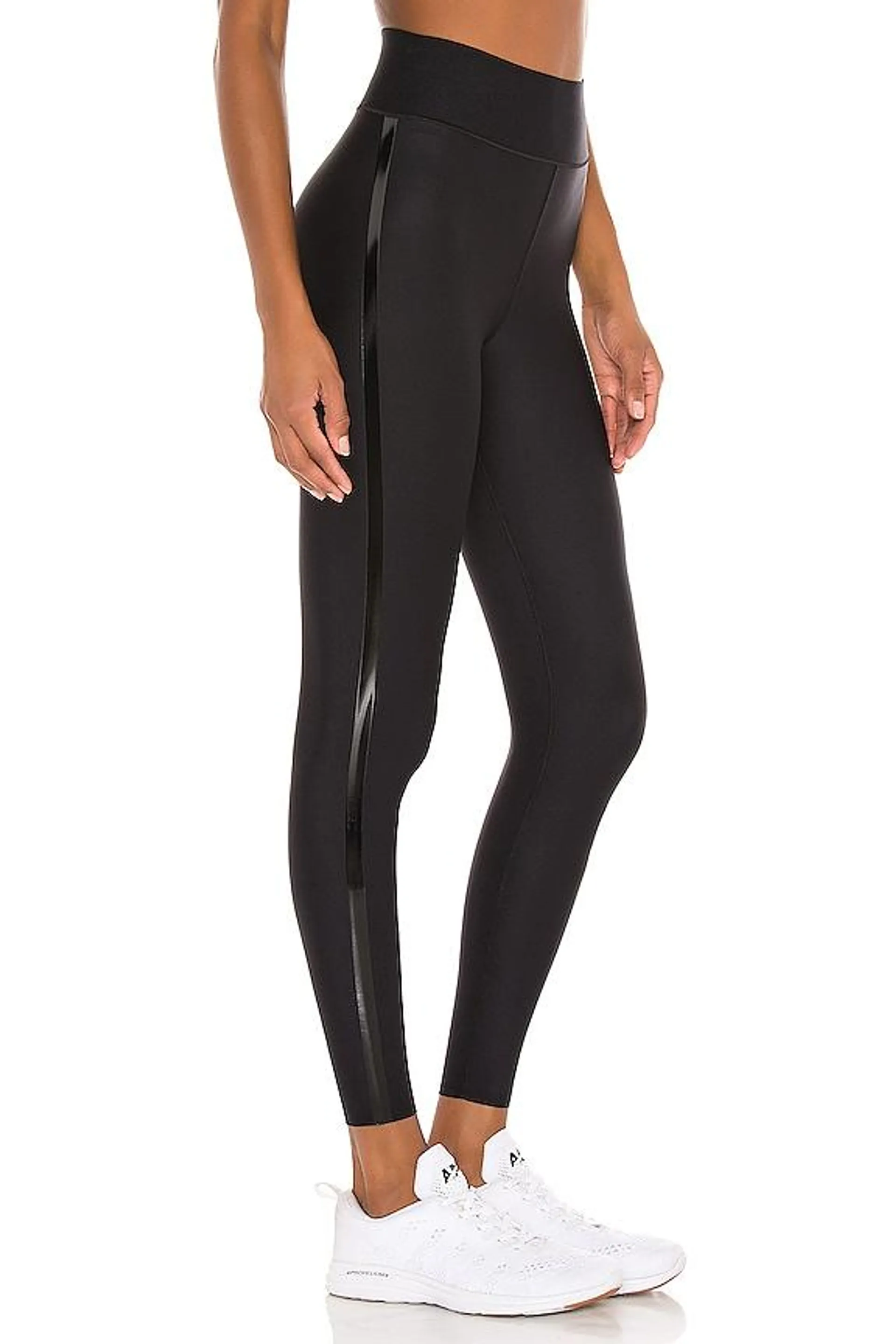 Essential Ultra High Legging