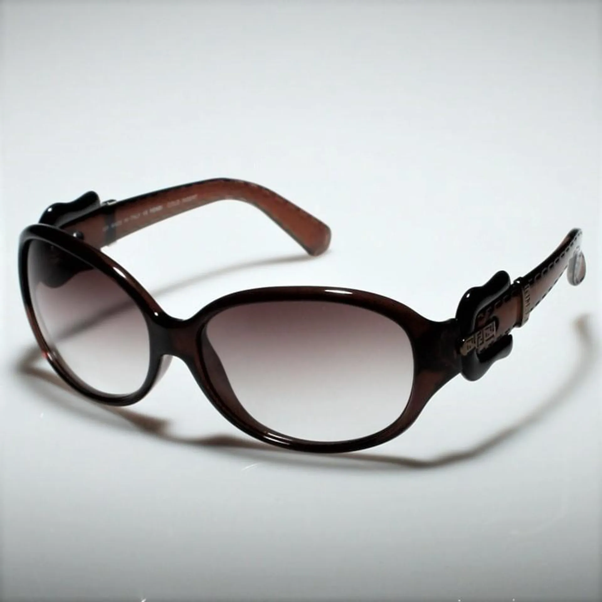 New Fendi Dark Brown Buckle Sunglasses with Case