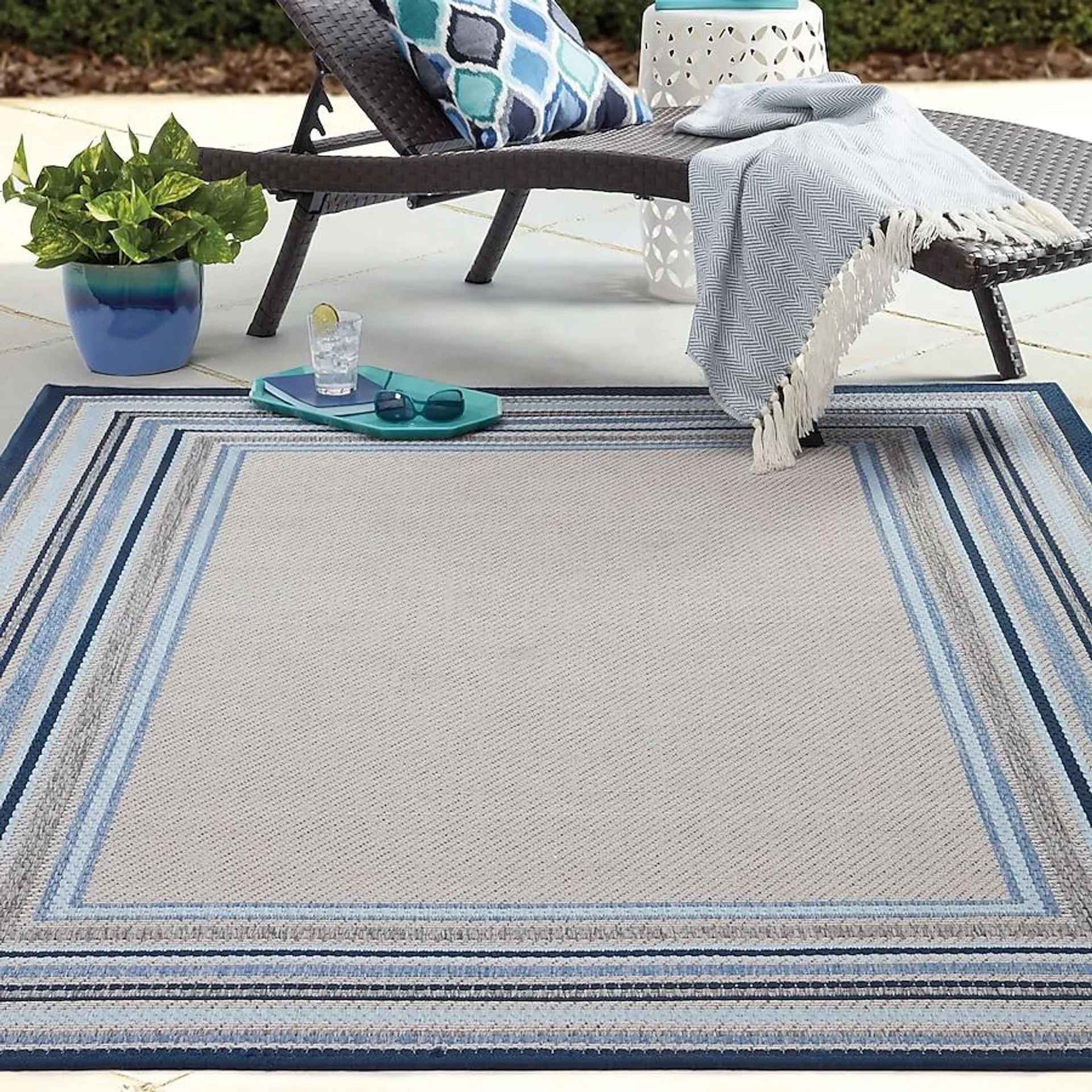 allen + roth with STAINMASTER Blue Border 8 X 10 (ft) Blue Outdoor Area Rug