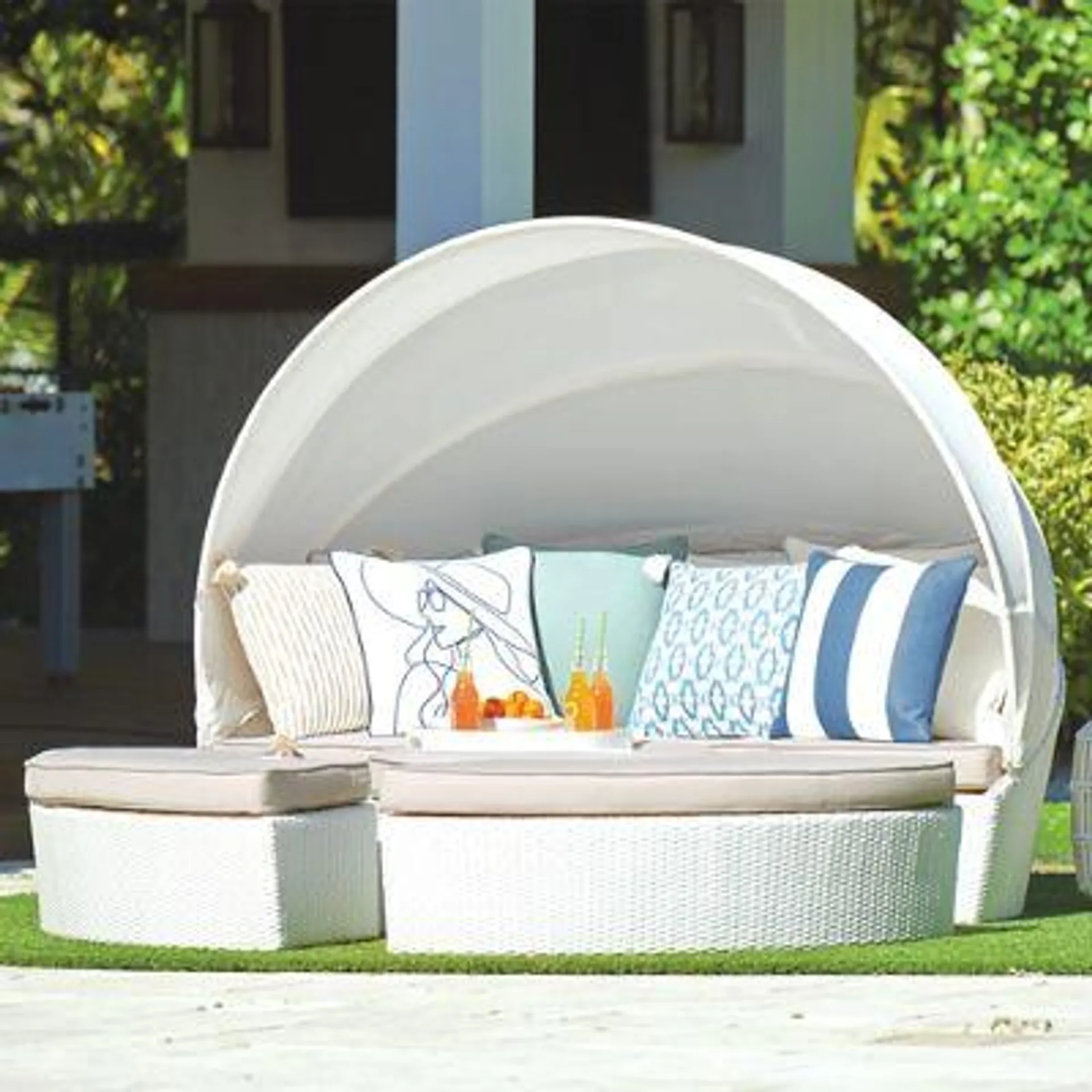 Baleares Daybed in White