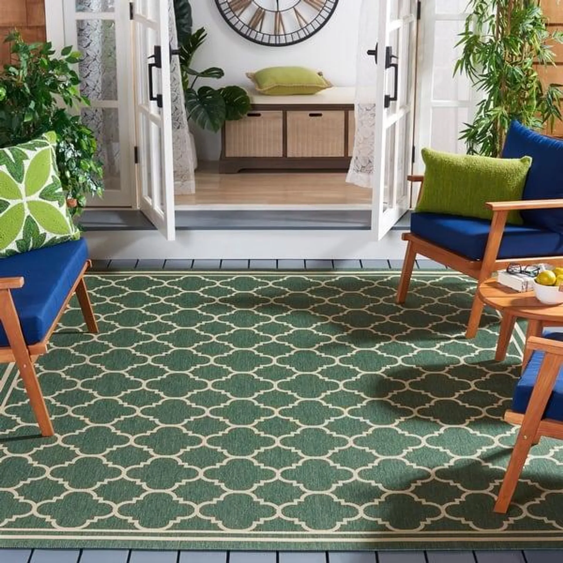 SAFAVIEH Courtyard Kailani Indoor/ Outdoor Waterproof Patio Backyard Rug