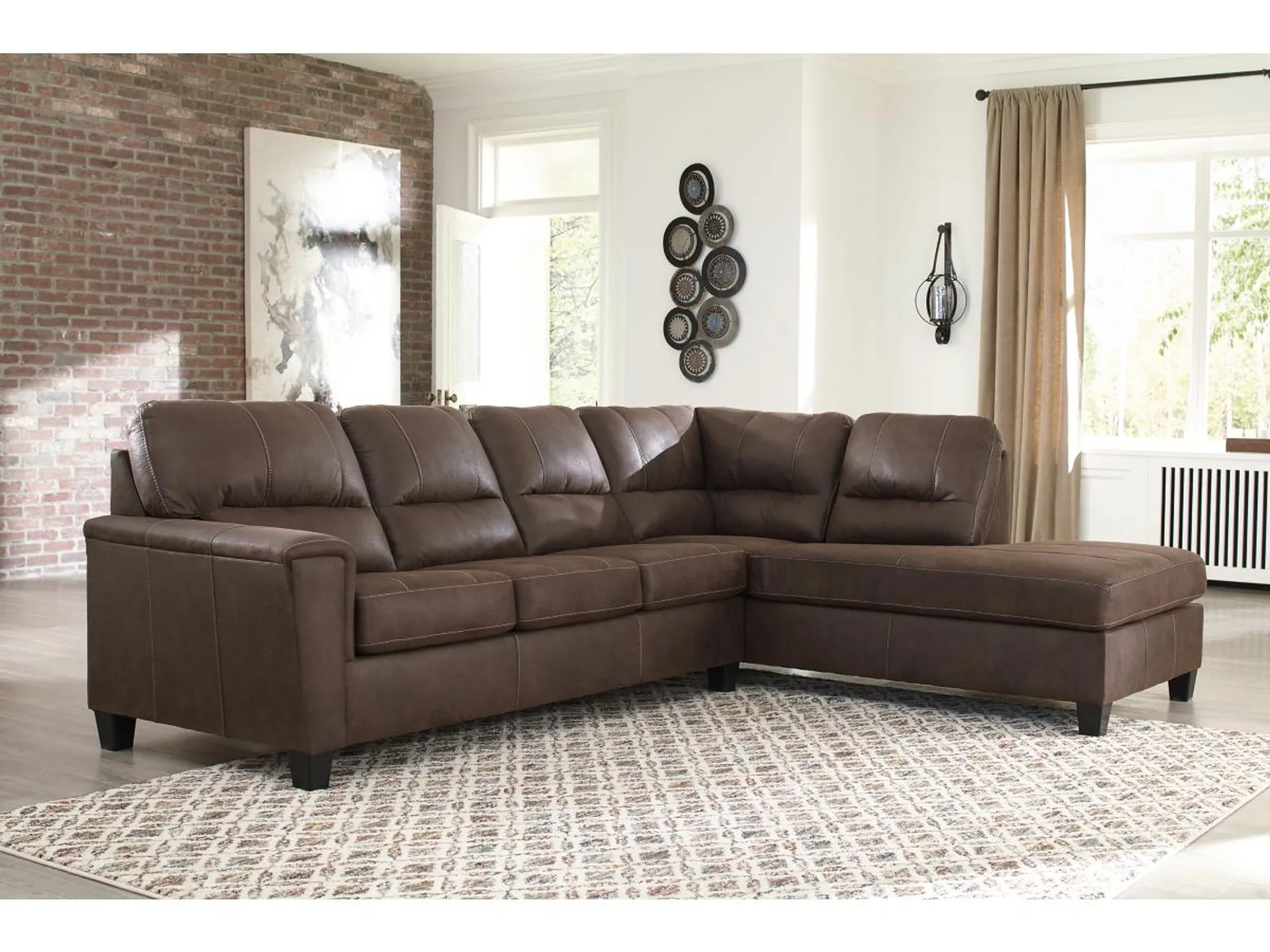 Navi 2-Piece Sectional with Chaise