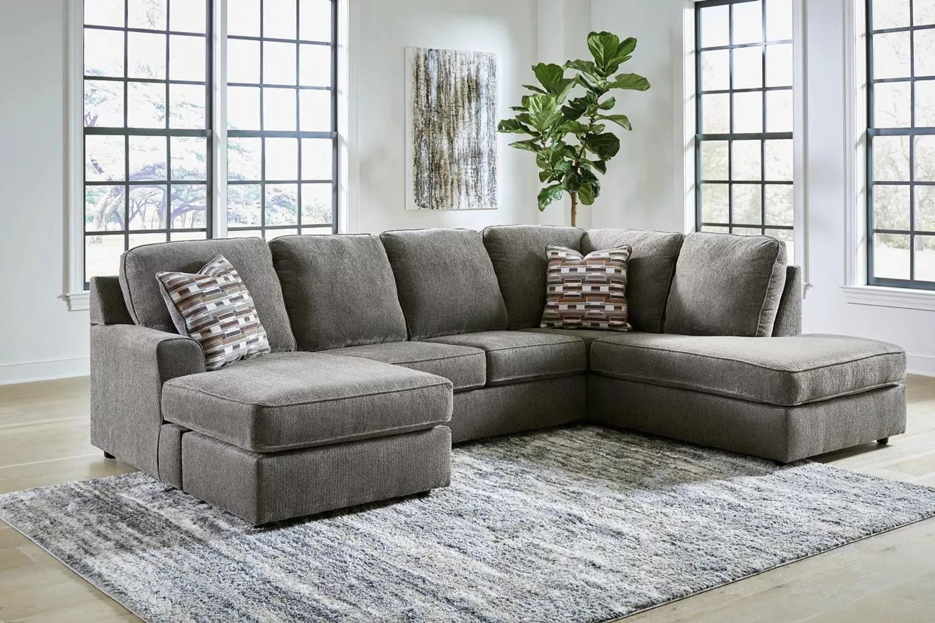 O'Phannon 2-Piece Sectional with Chaise