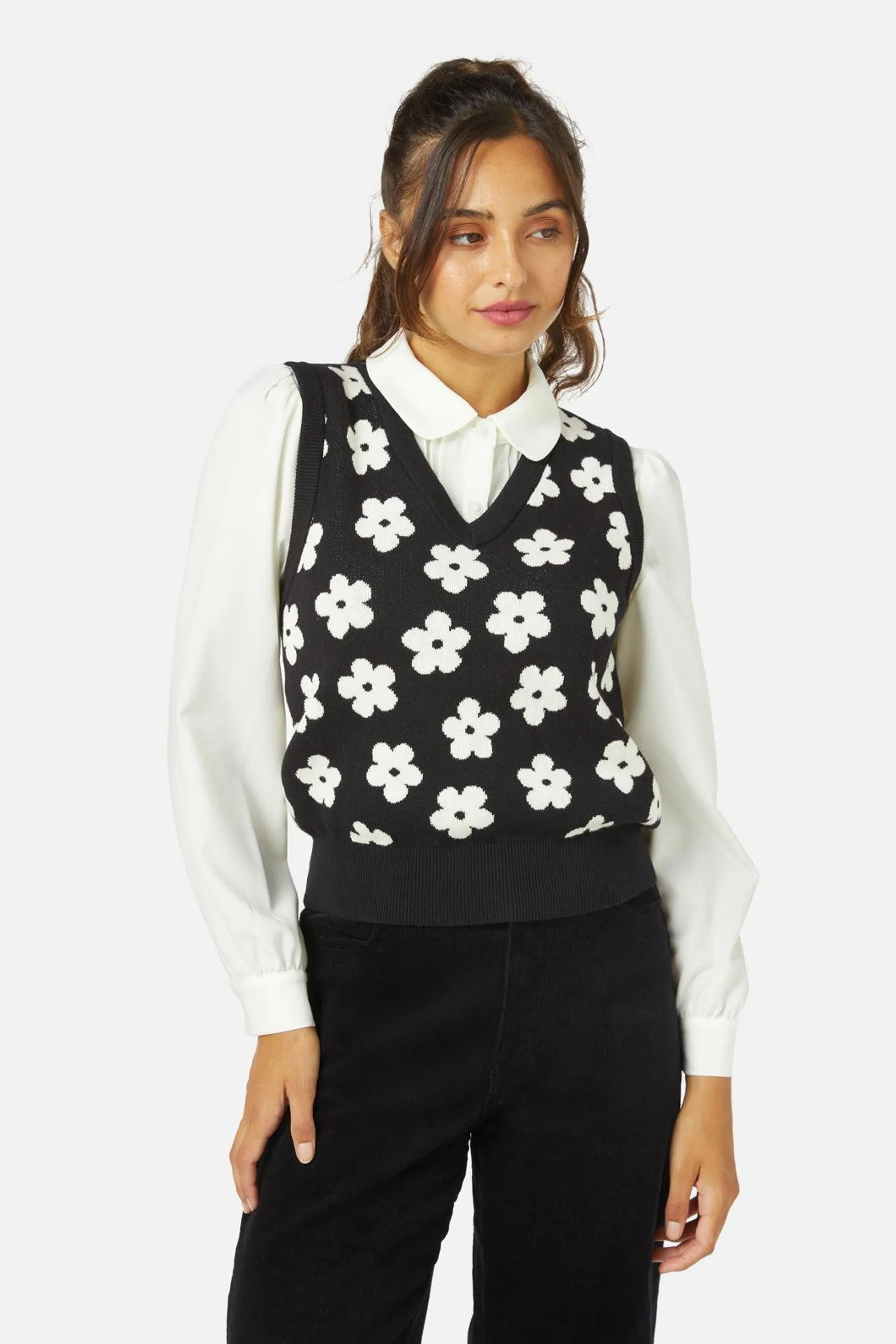 Gigi Daisy Knit Vest