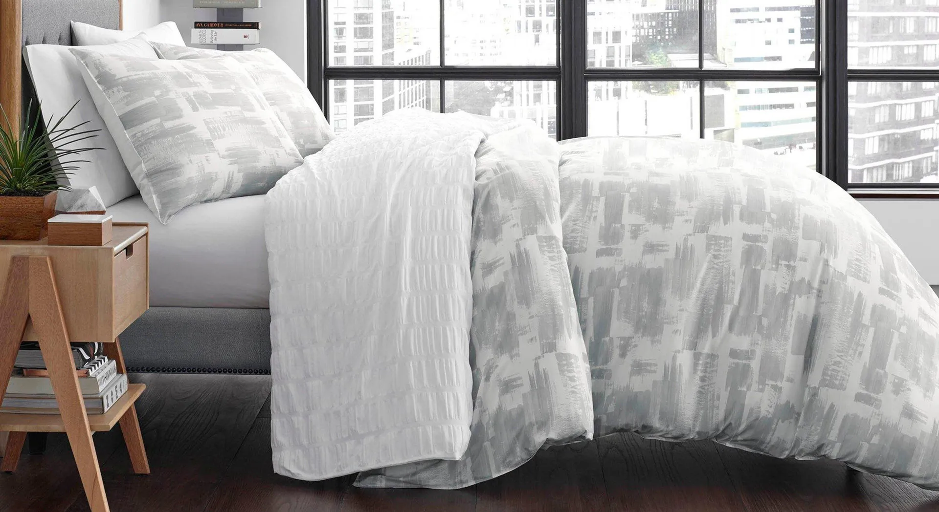 City Scene Aria Grey Comforter Set