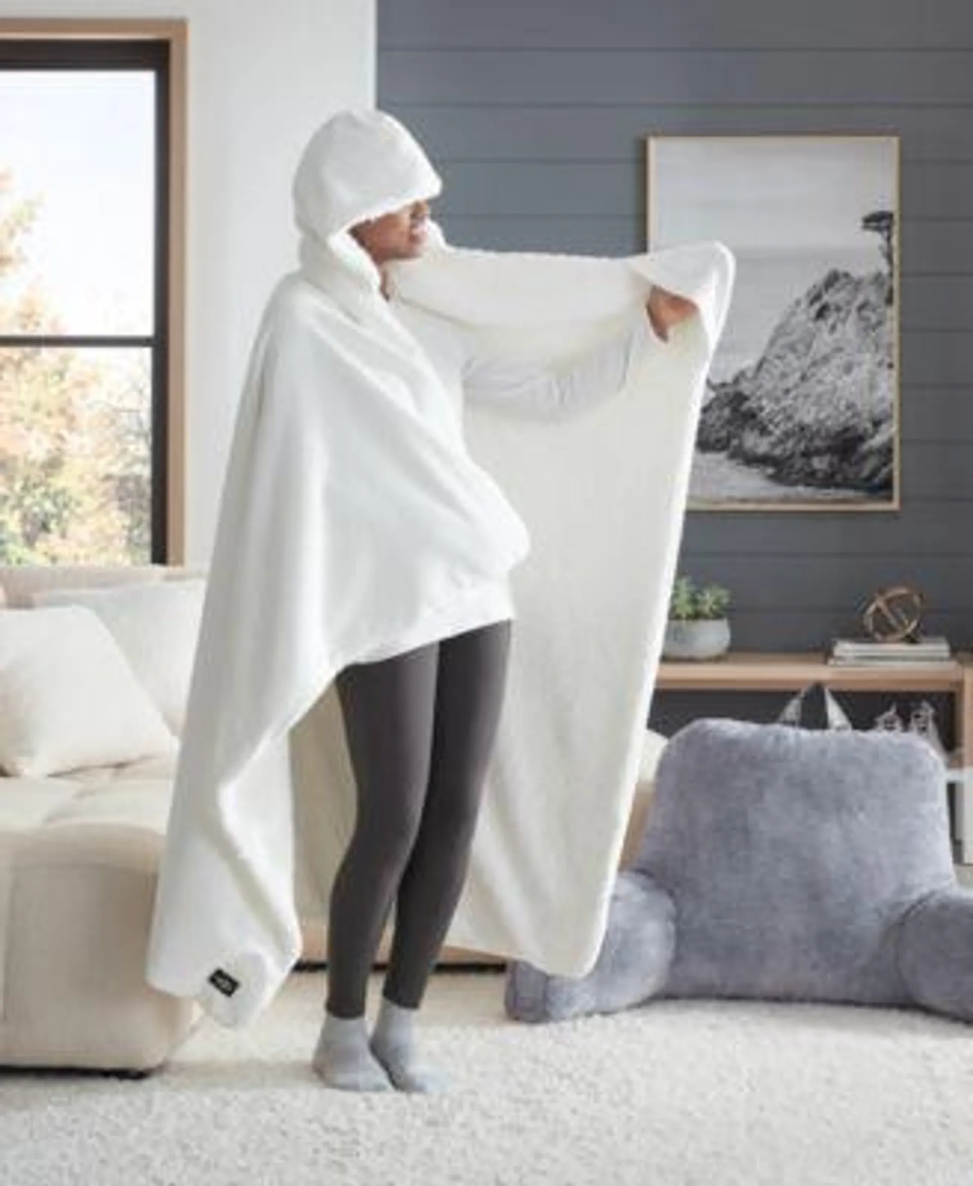 Avery Hooded Throw, 50" x 60"