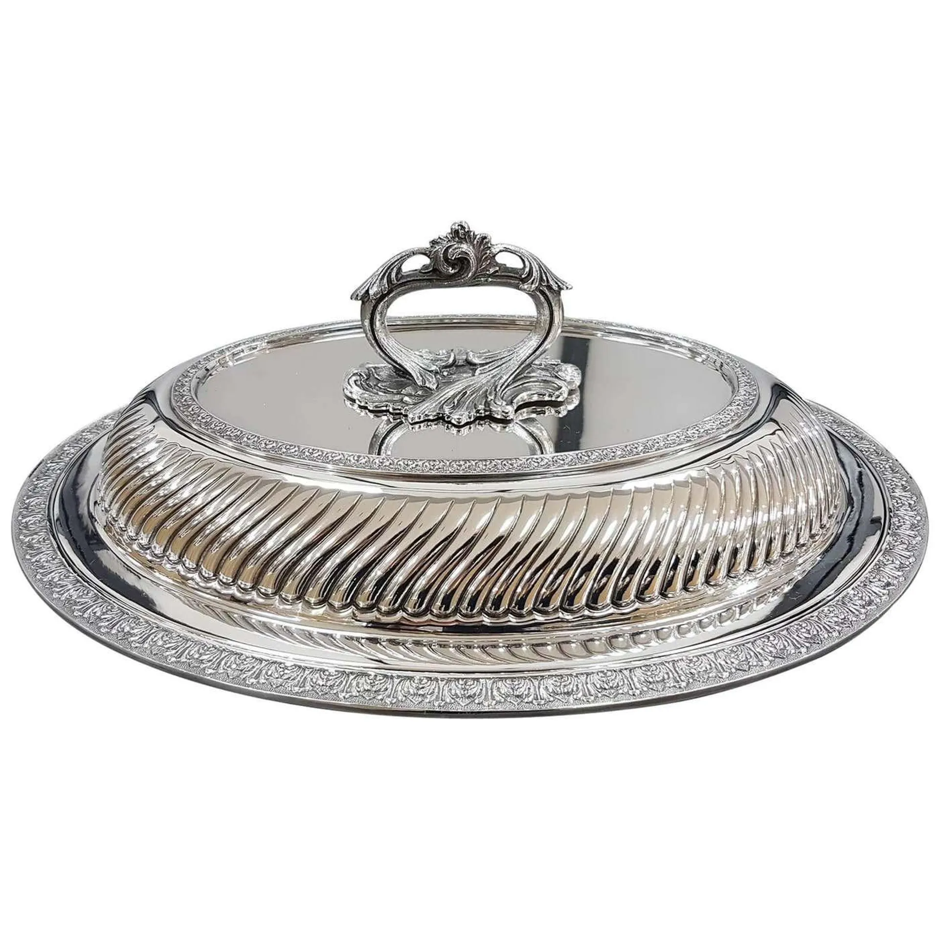 20th Century Italian Oval Sterling Silver Renaissance Style Entree Dish