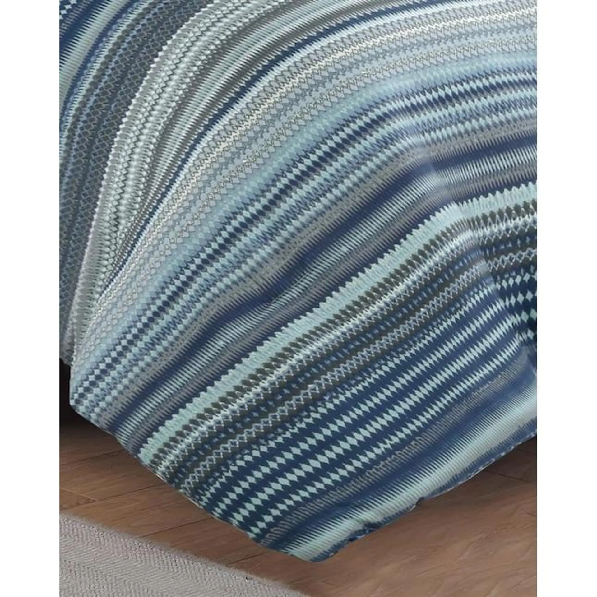 Estate Collection Taj Blue Stripe Reversible Full/Queen Comforter Microfiber with (Fill)