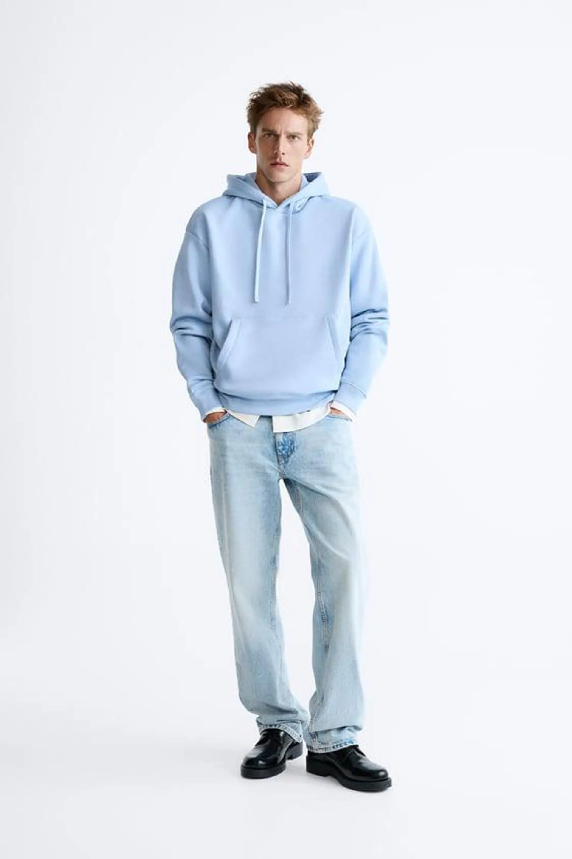 HOODIE SWEATSHIRT