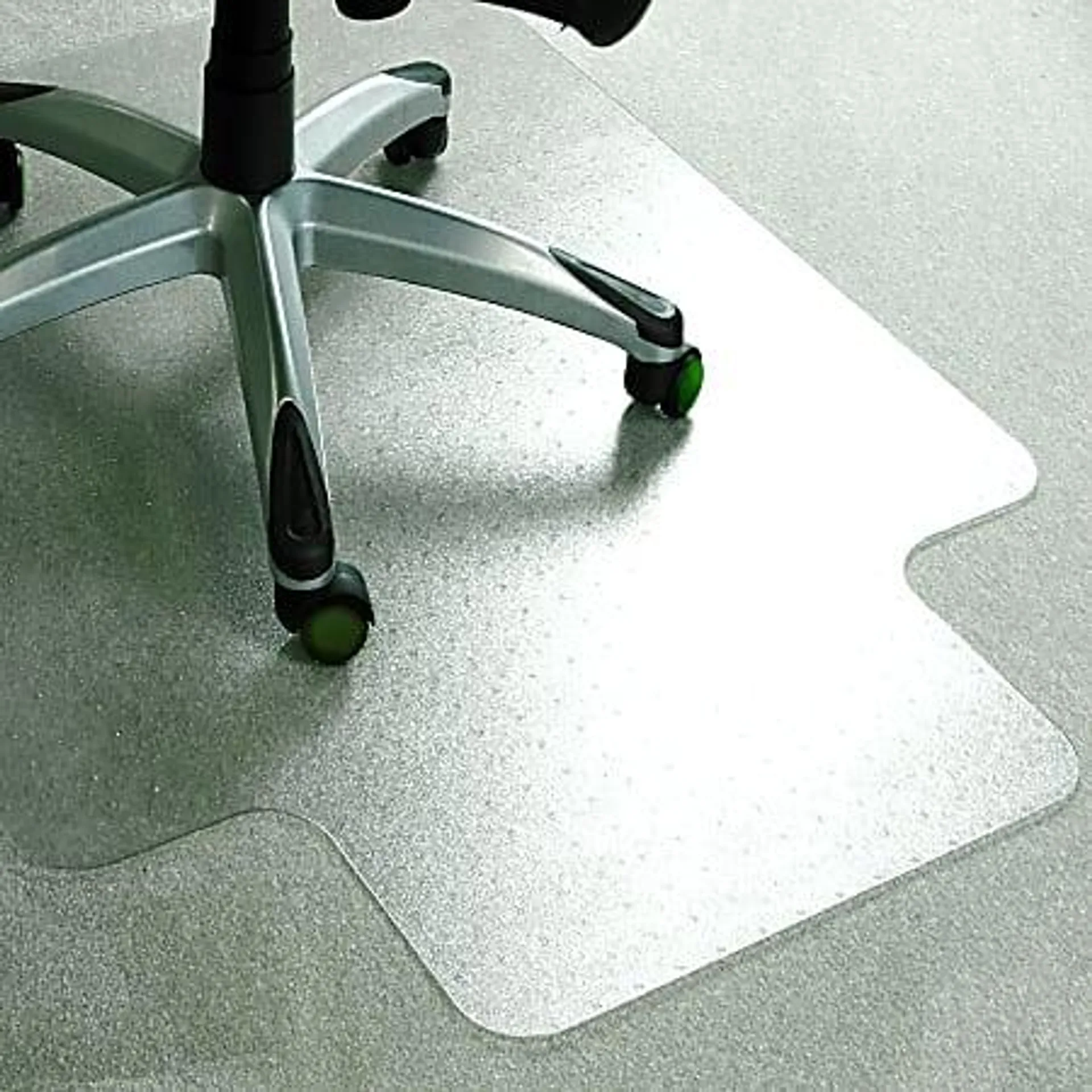 Floortex® Advantagemat® Plus APET Lipped Mat For Low/Standard Pile Carpets , 36" x 48", Clear