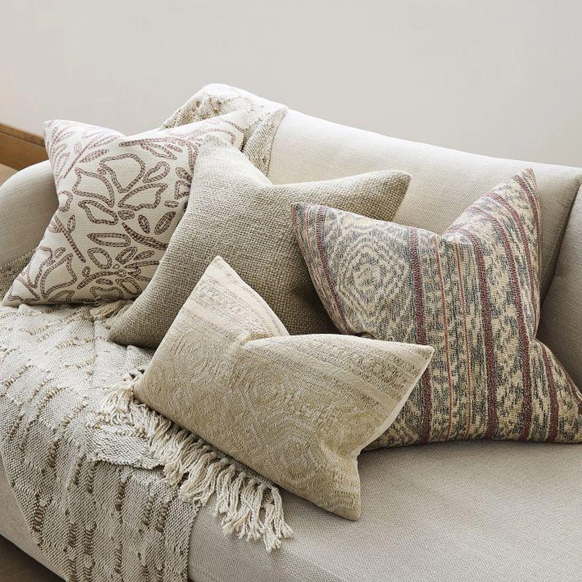 Diamondback Linen Pillow Cover & Throw Set