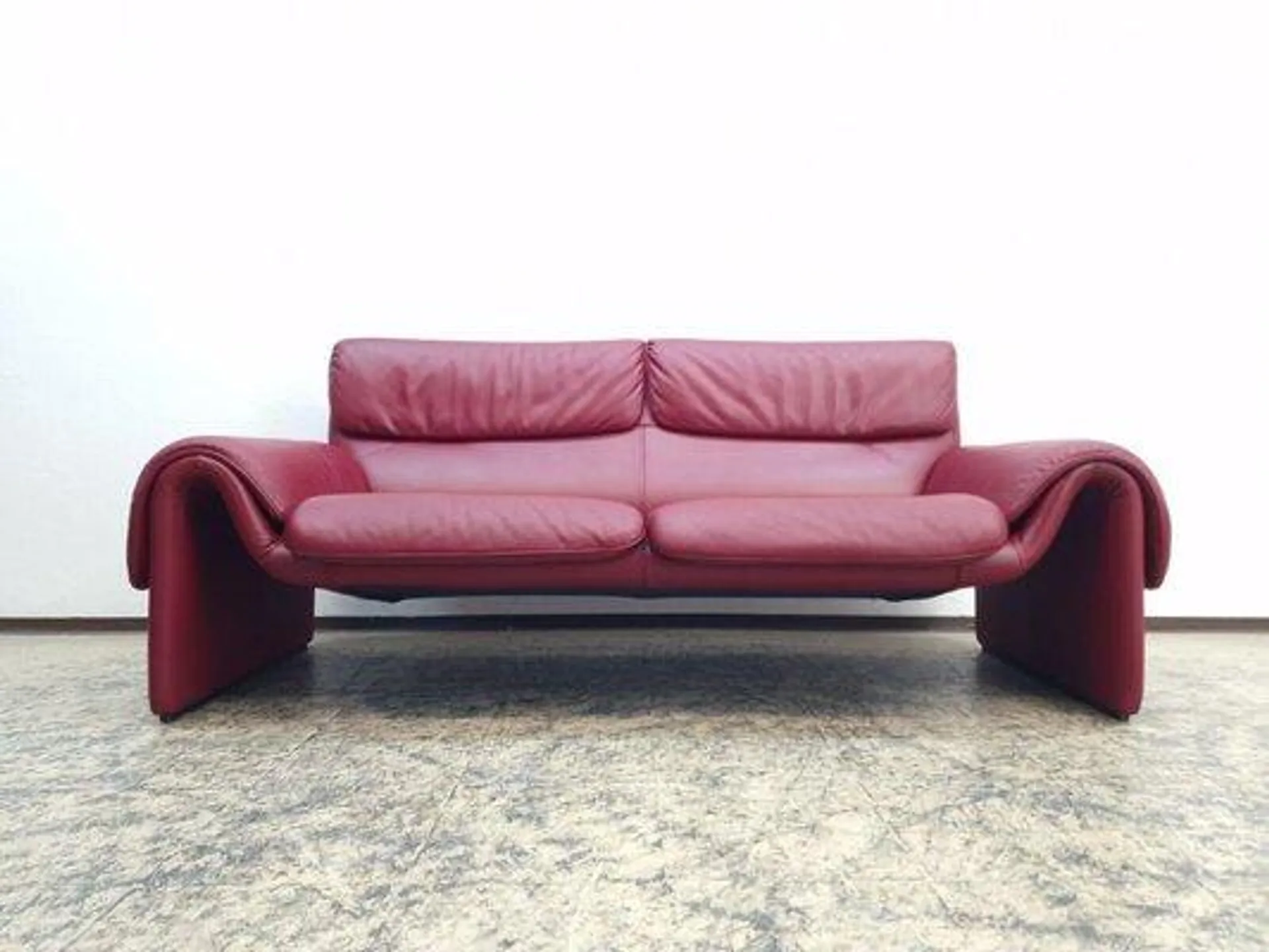 Red Leather DS 2011 2-Seater Sofa from de Sede