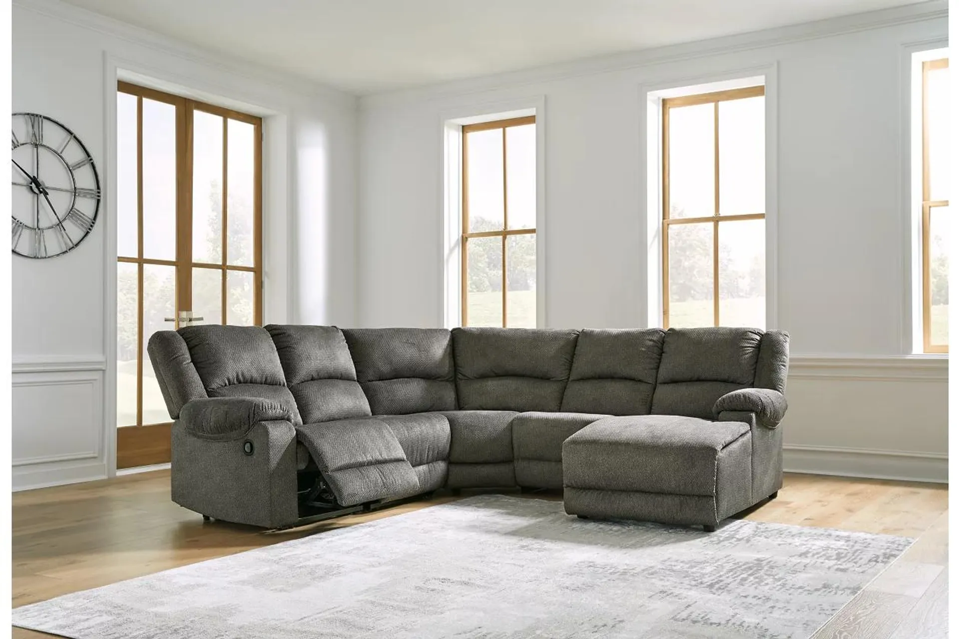 Benlocke 5-Piece Manual Reclining Modular Sectional with Chaise