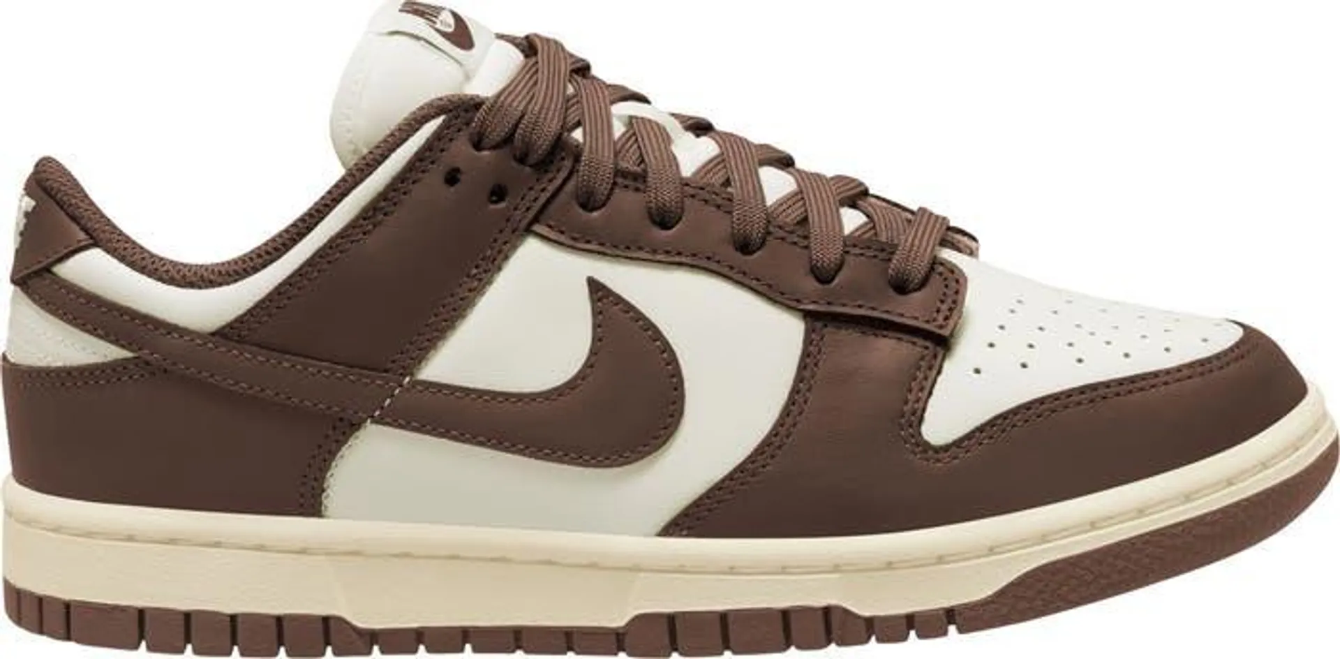 Dunk Low Basketball Sneaker (Women)