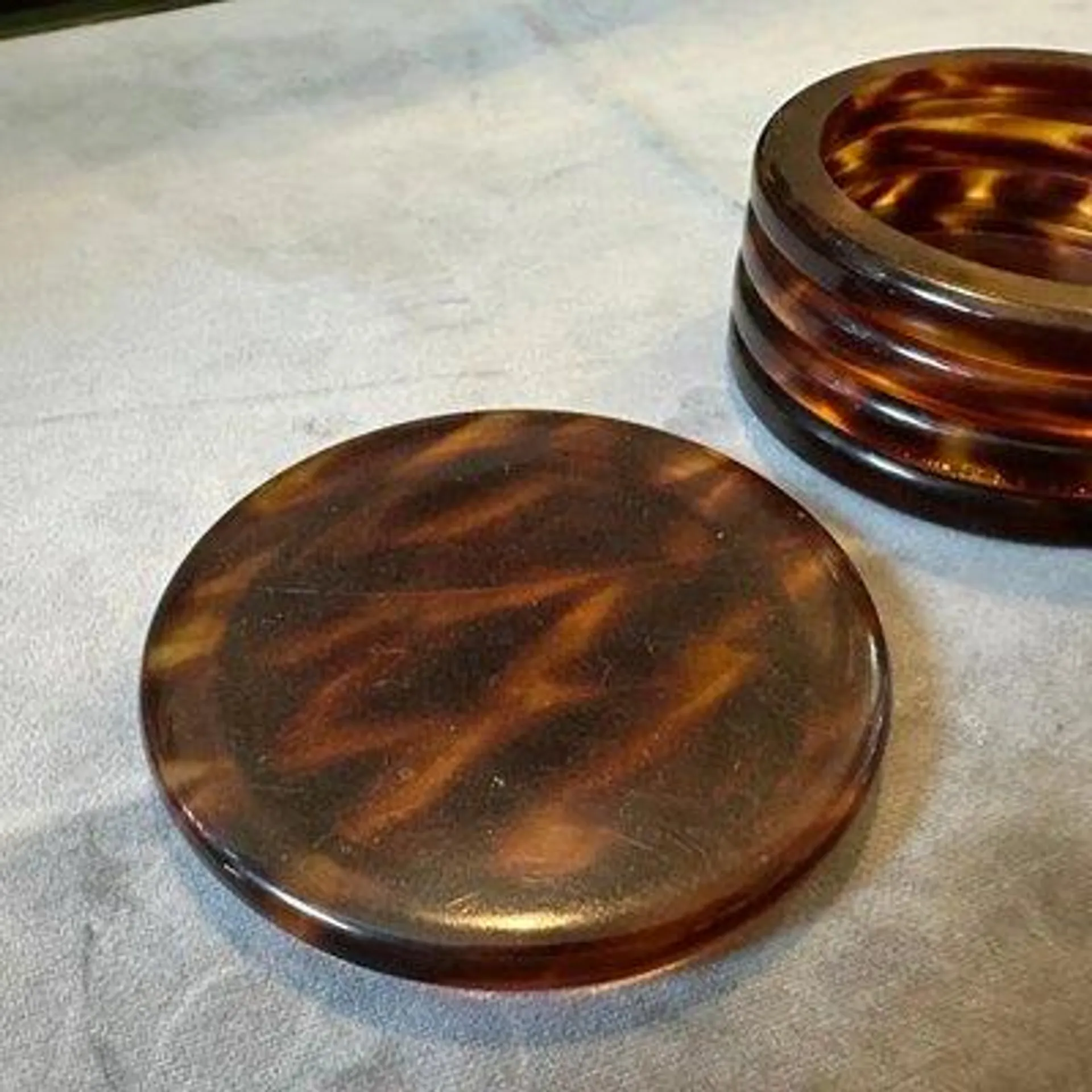 Mid-Century Modern Fake Tortoise Shell Acrylic Round Jewelry Box, 1970s