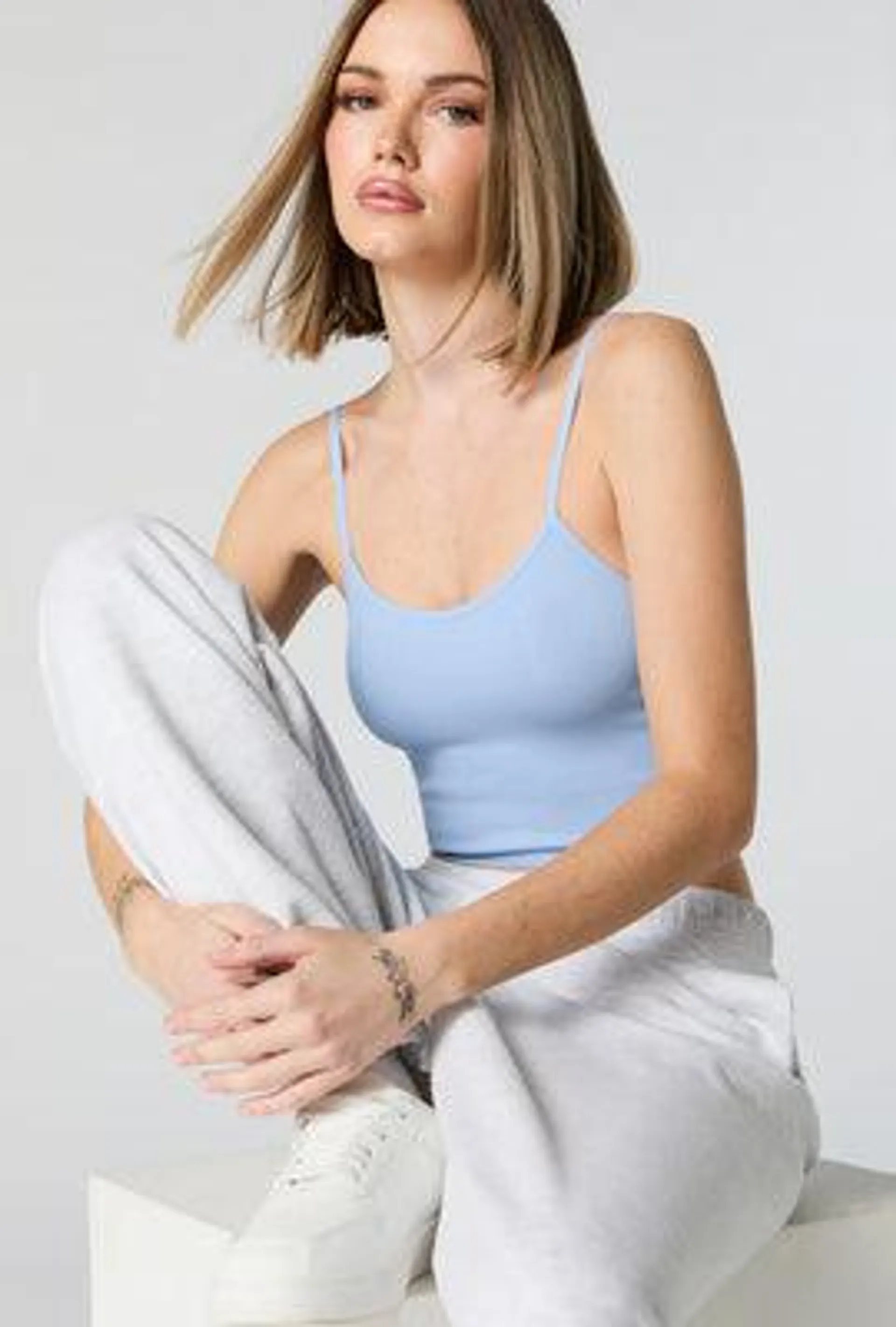 Seamless Ribbed Scoop Neck Cropped Cami