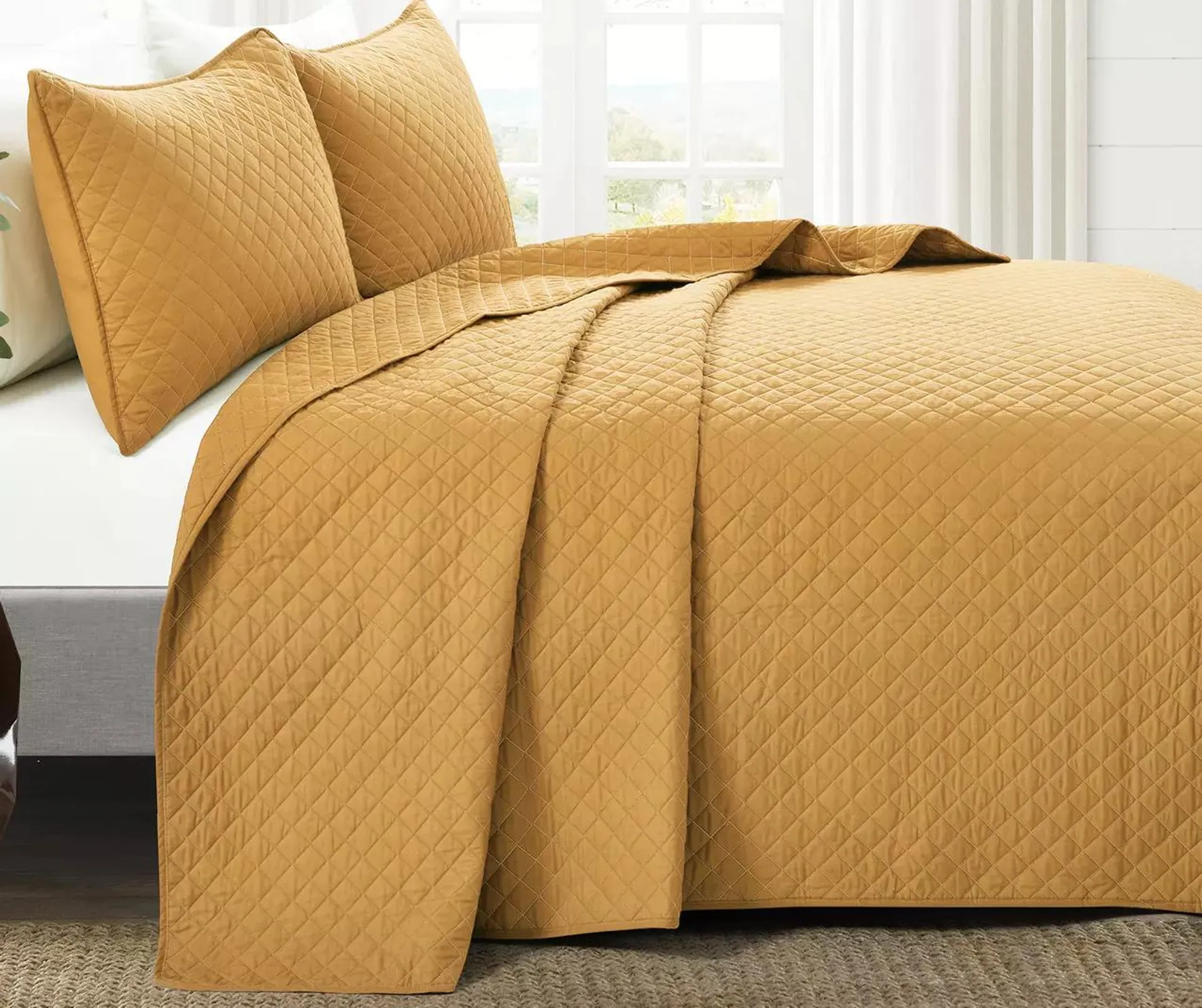 Ava Mustard Diamond-Quilted Full/Queen 3-Piece Quilt Set