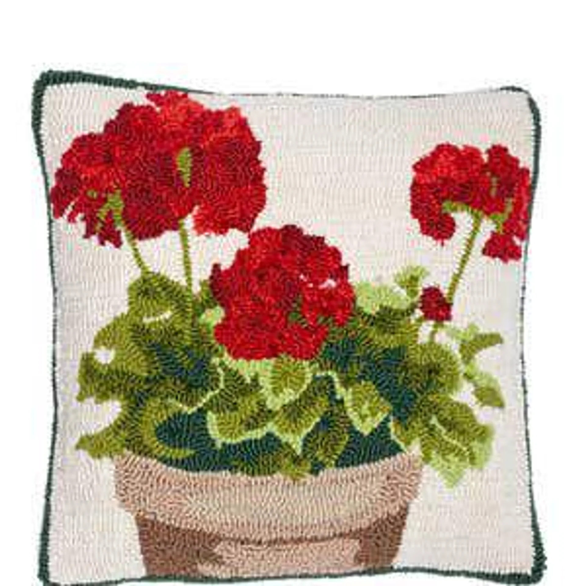 Indoor/Outdoor Geranium Hooked Polypropylene Throw Pillow