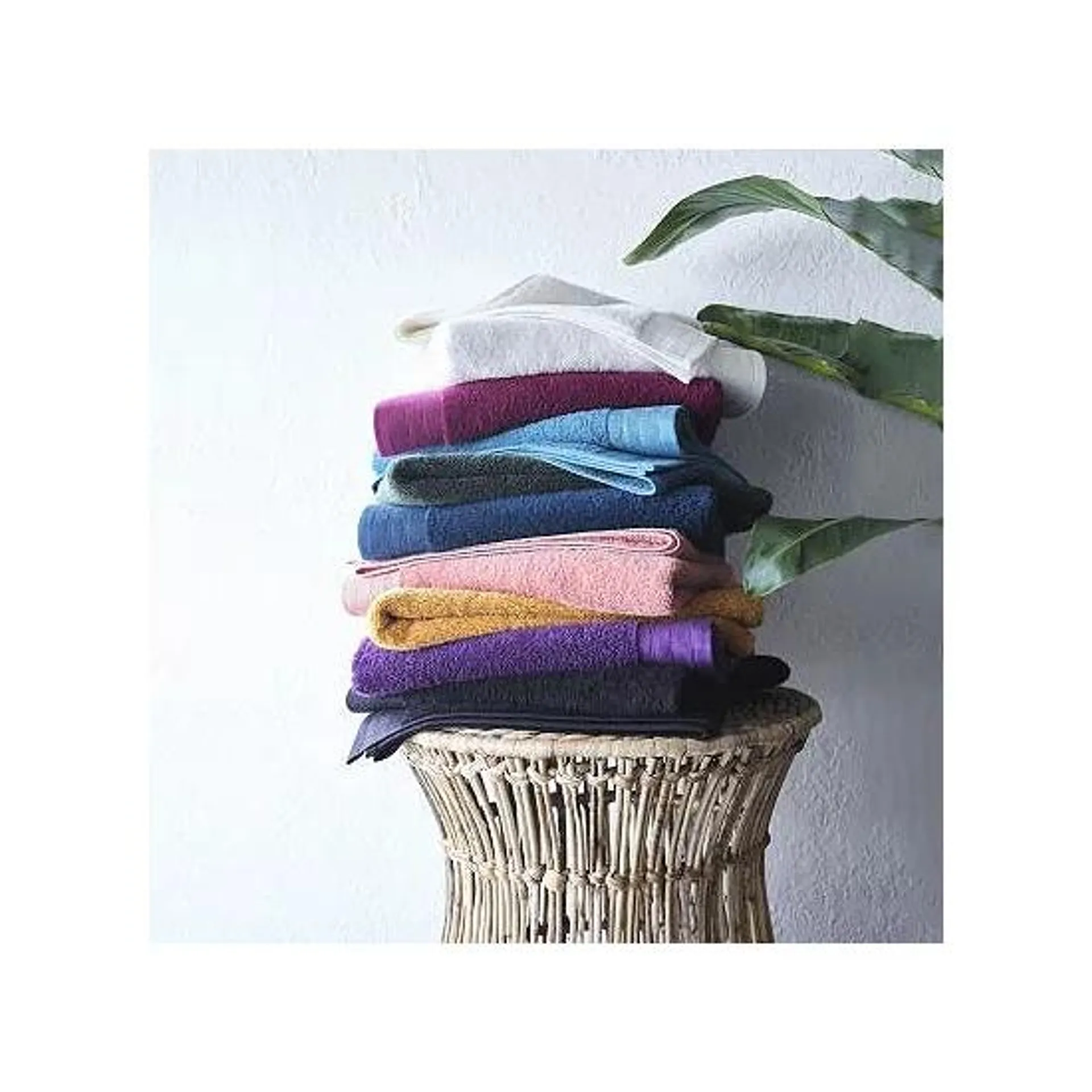 Distant Lands 12 PC Perfect Color Bath Towel