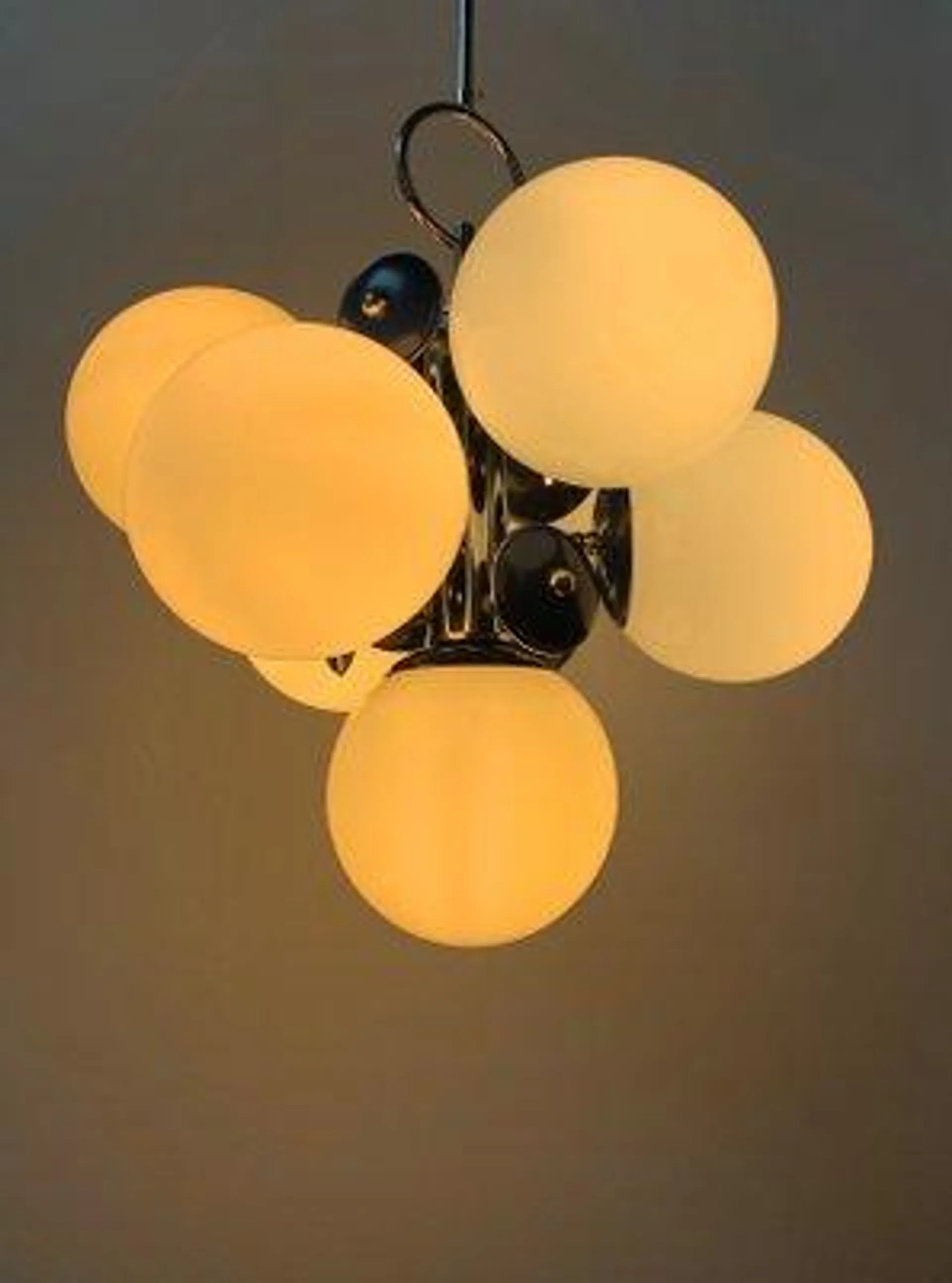 Vintage Chandelier attributed to Stilnovo, 1960s