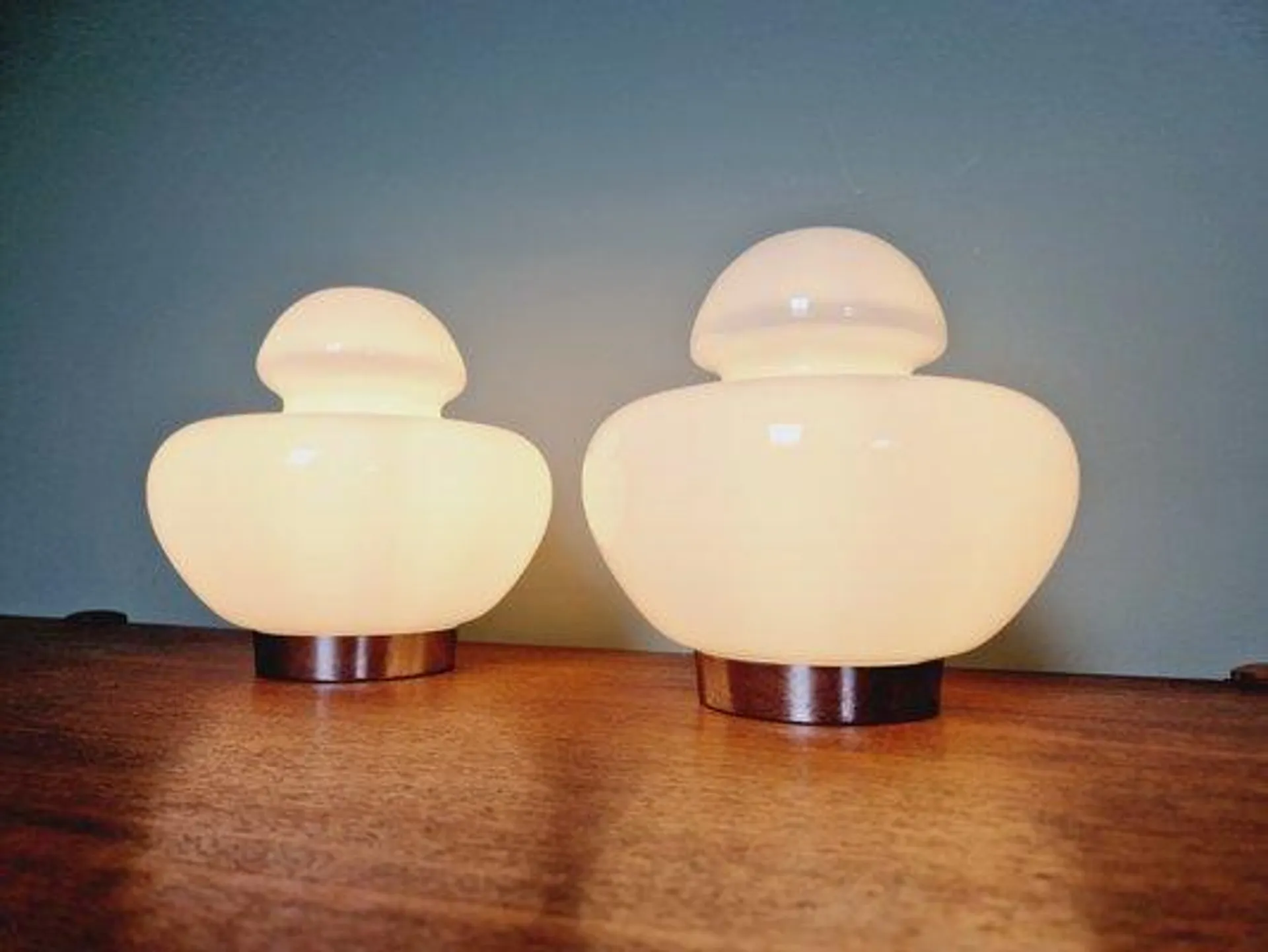 Space Age Table Lamp in White Opaline, 1970s