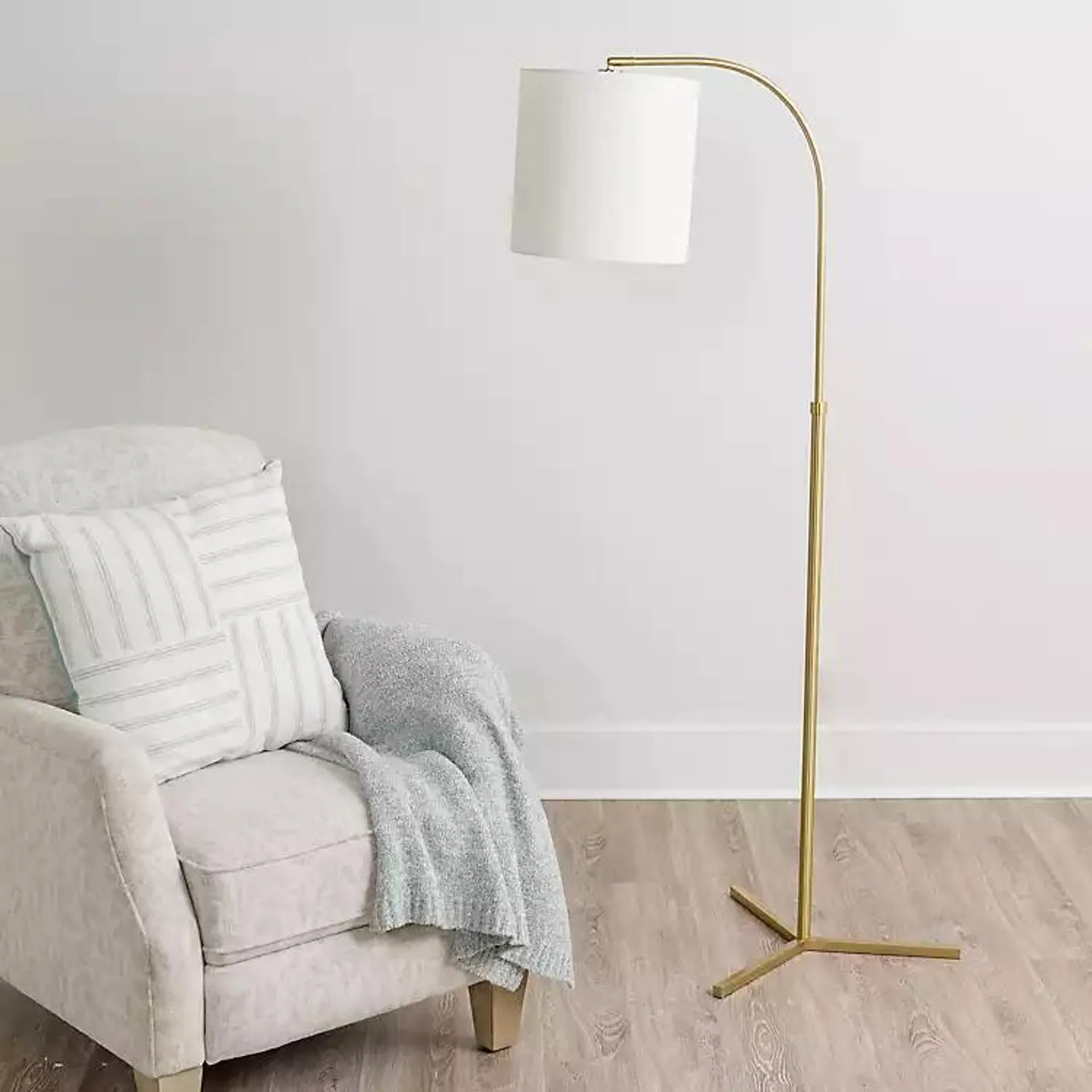 Gold Metal Arc Floor Lamp