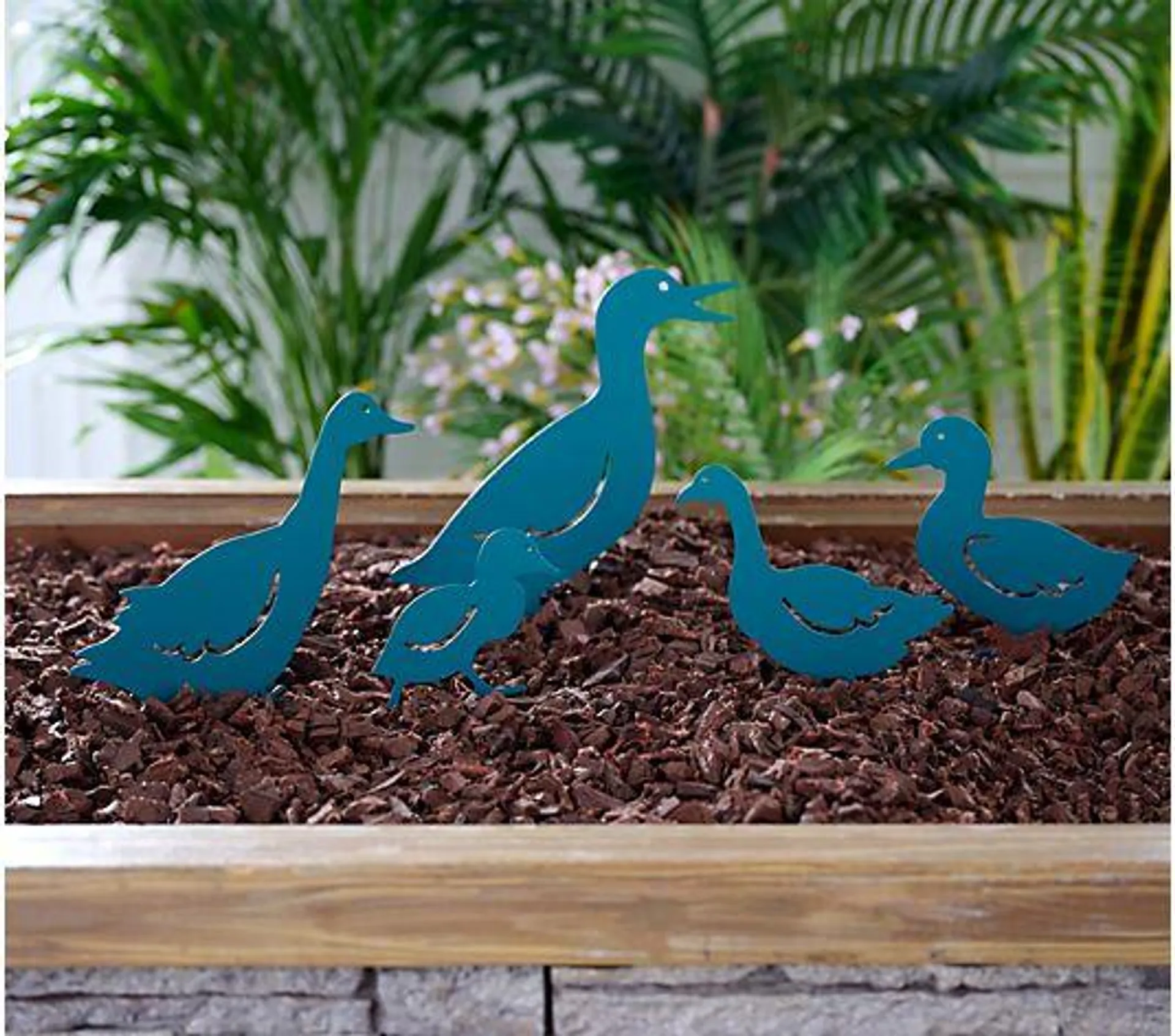 Marigold 5 Piece Metal Duck Family Silhouette Garden Stakes