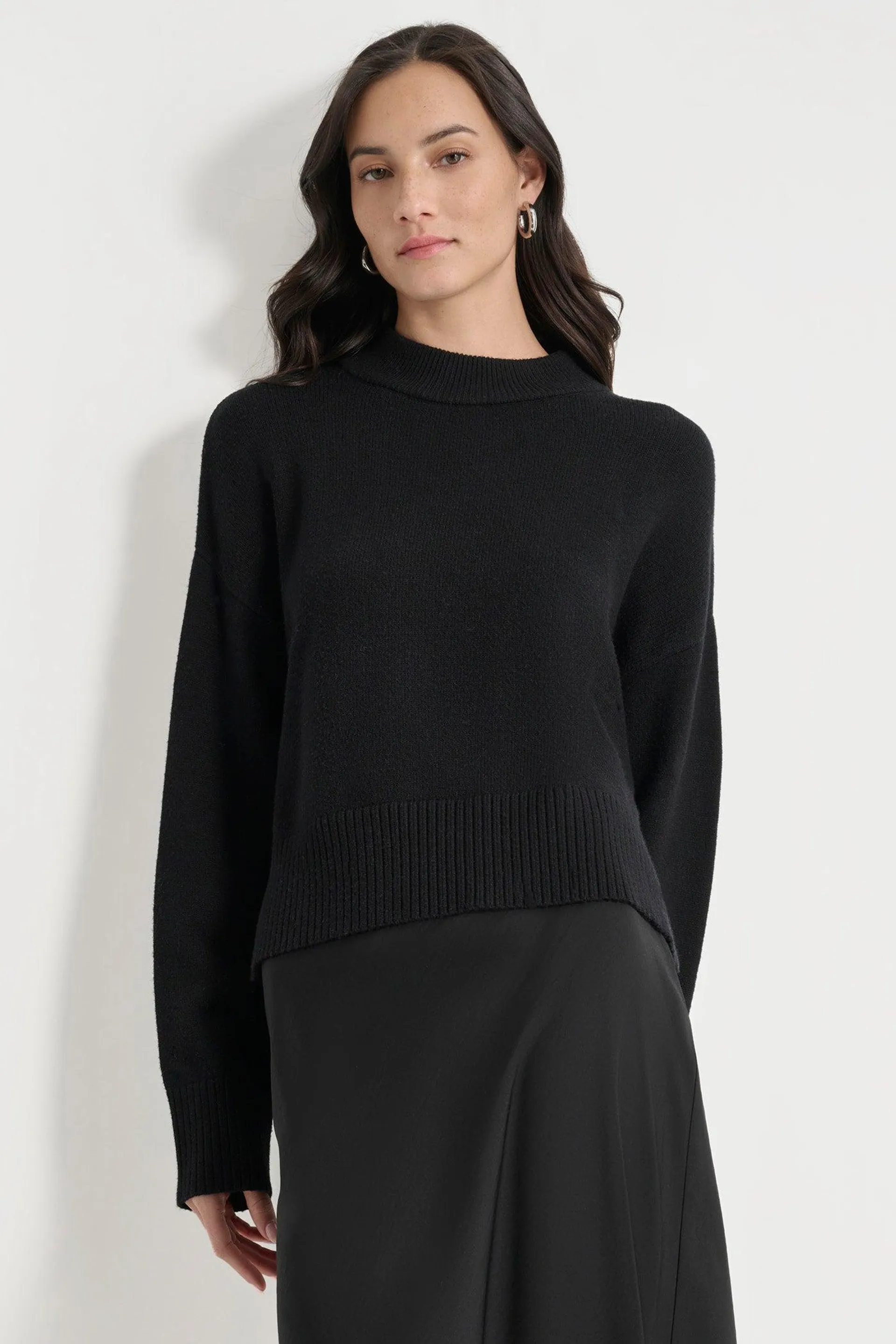 MOCK NECK HIGH LOW SWEATER