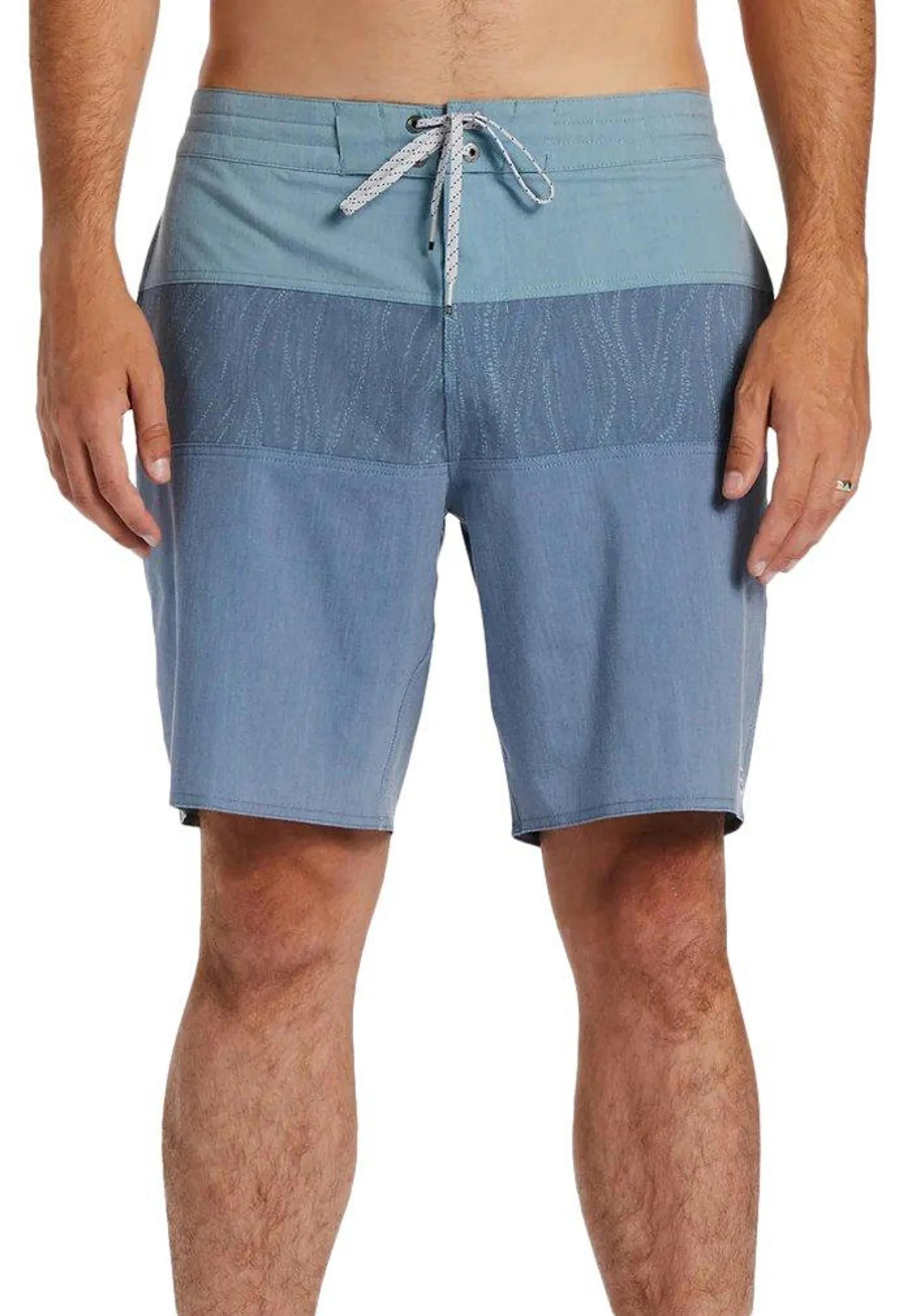 Billabong Mens 19 in. Tribong Lo Tide Boardshorts