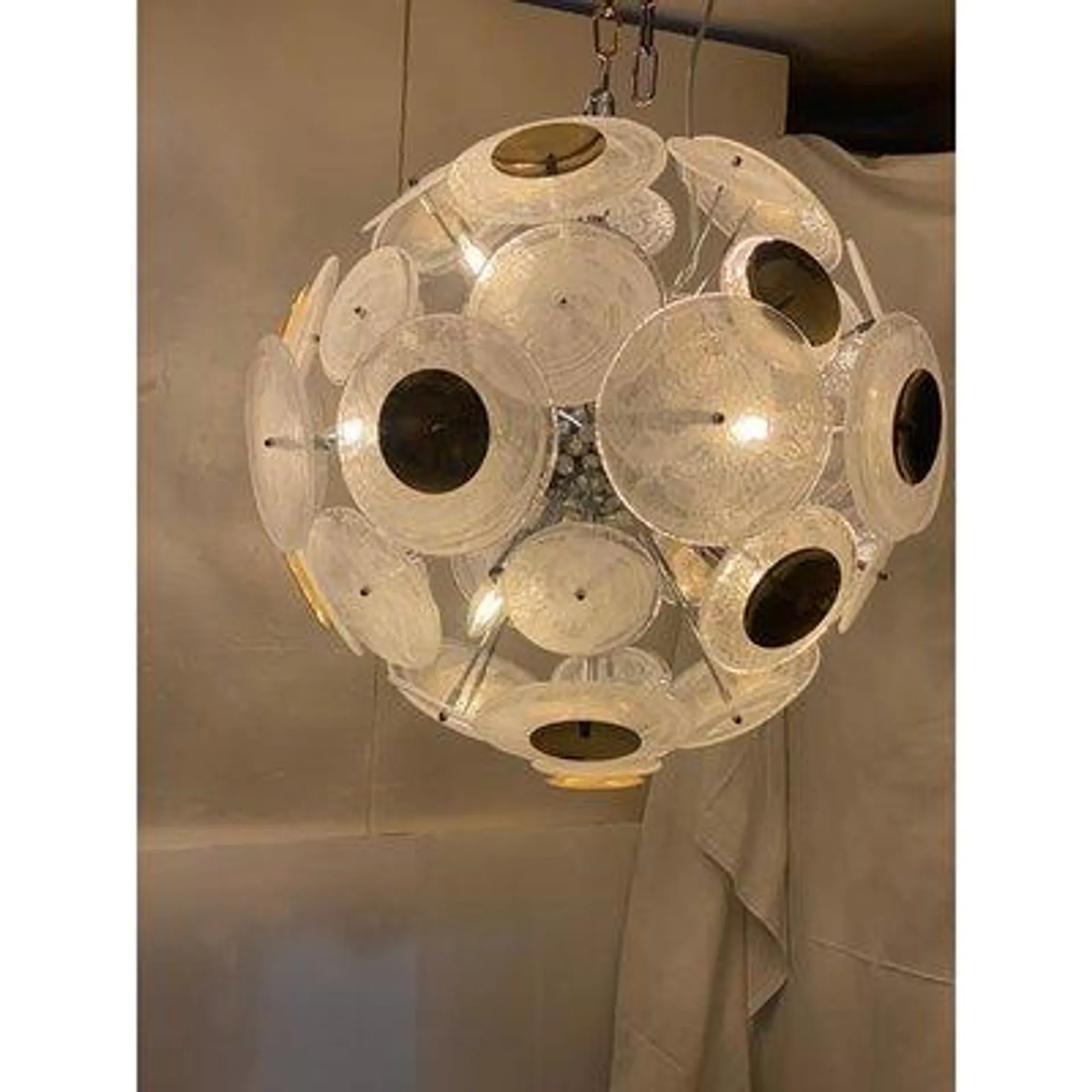 Italian Venied-White Alabastro Murano Glass Sputnik Chandelier by Simoeng