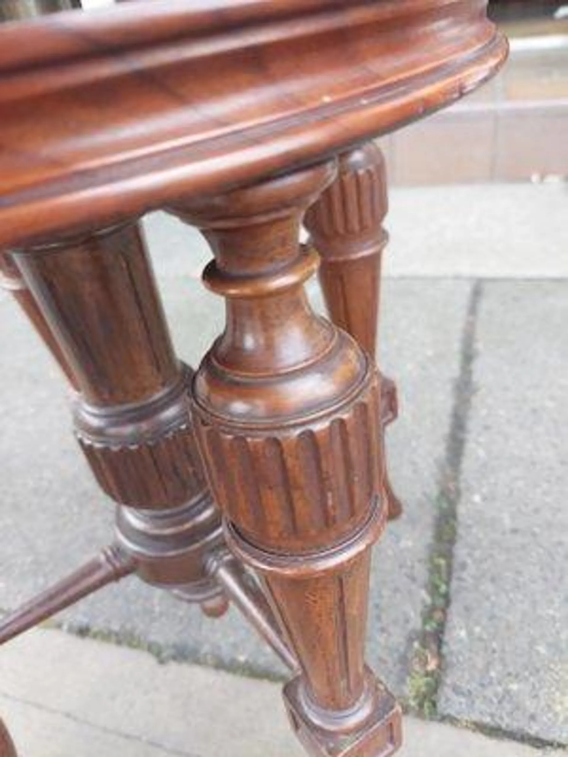 Victorian Walnut Adjustable Stool