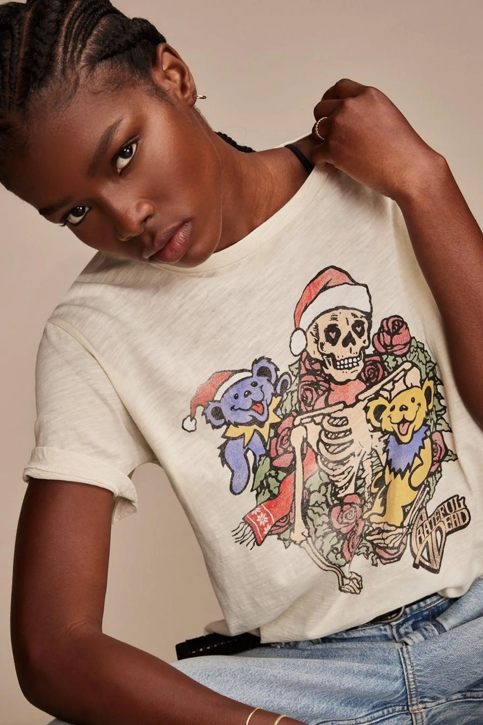 grateful dead christmas skeleton boyfriend tee