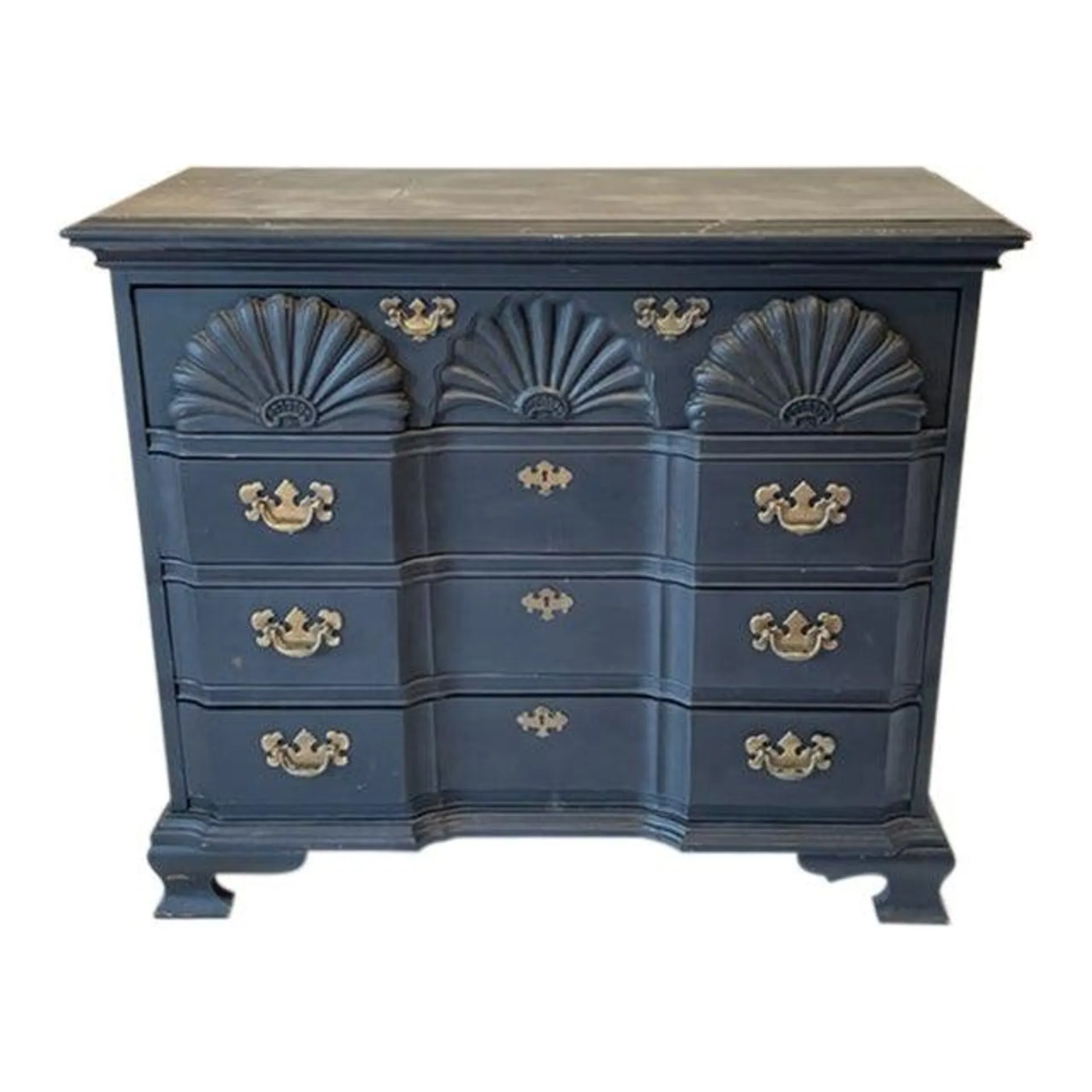 Petit Chippendale Style Chest of Drawers