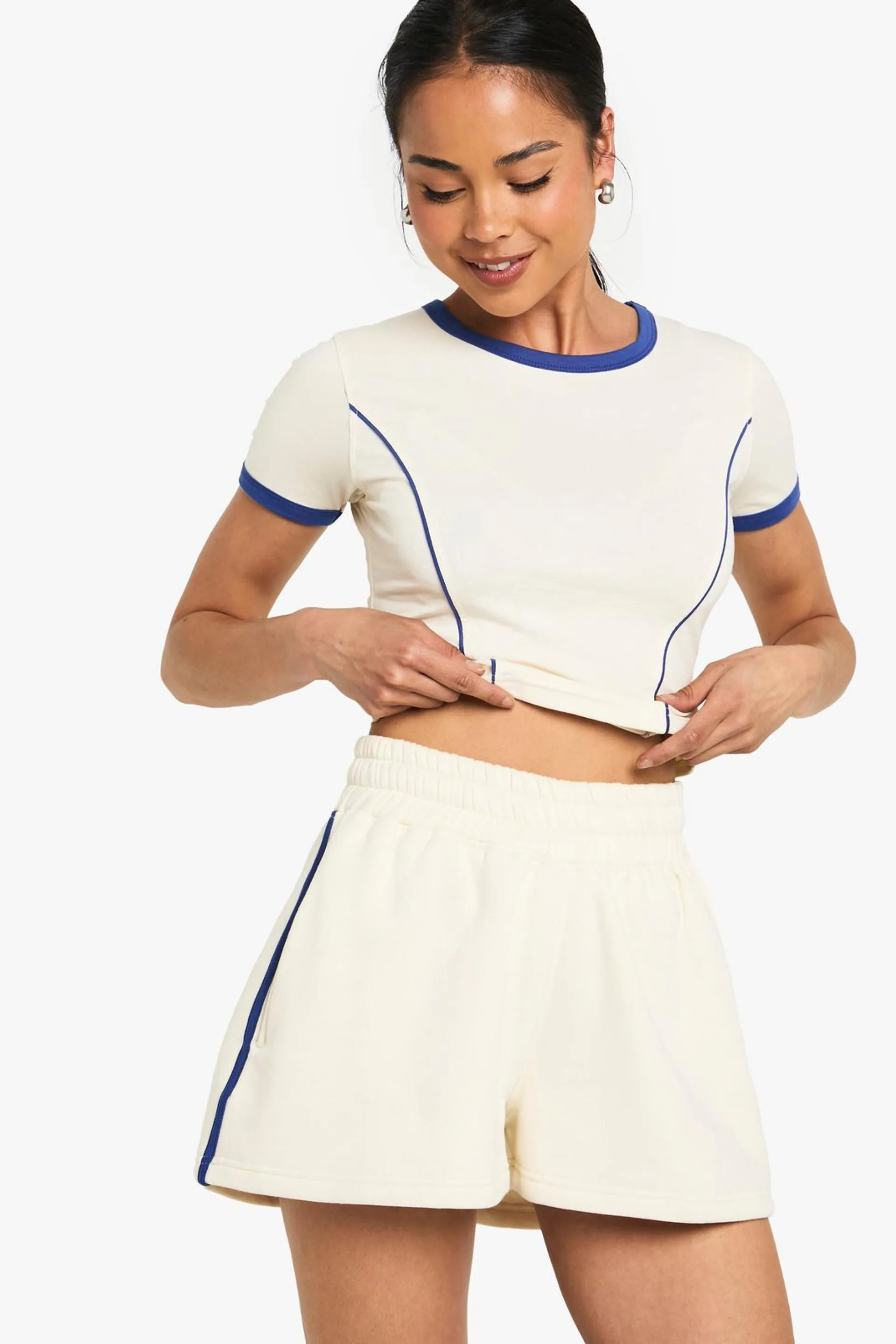 Piping Detail T-shirt And Short Tracksuit