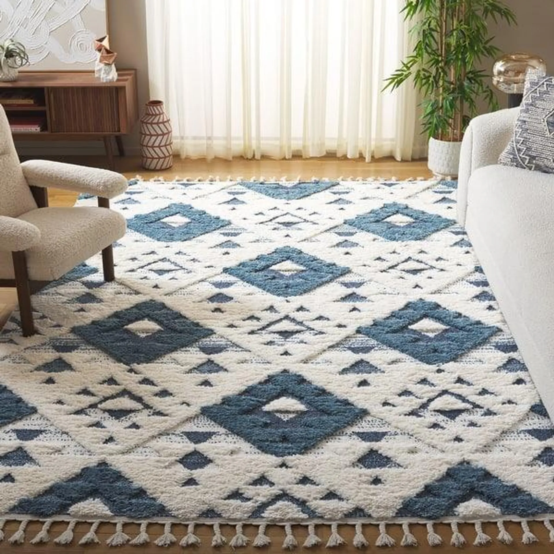 SAFAVIEH Moroccan Tassel Shag Kobi 2-inch Thick Rug