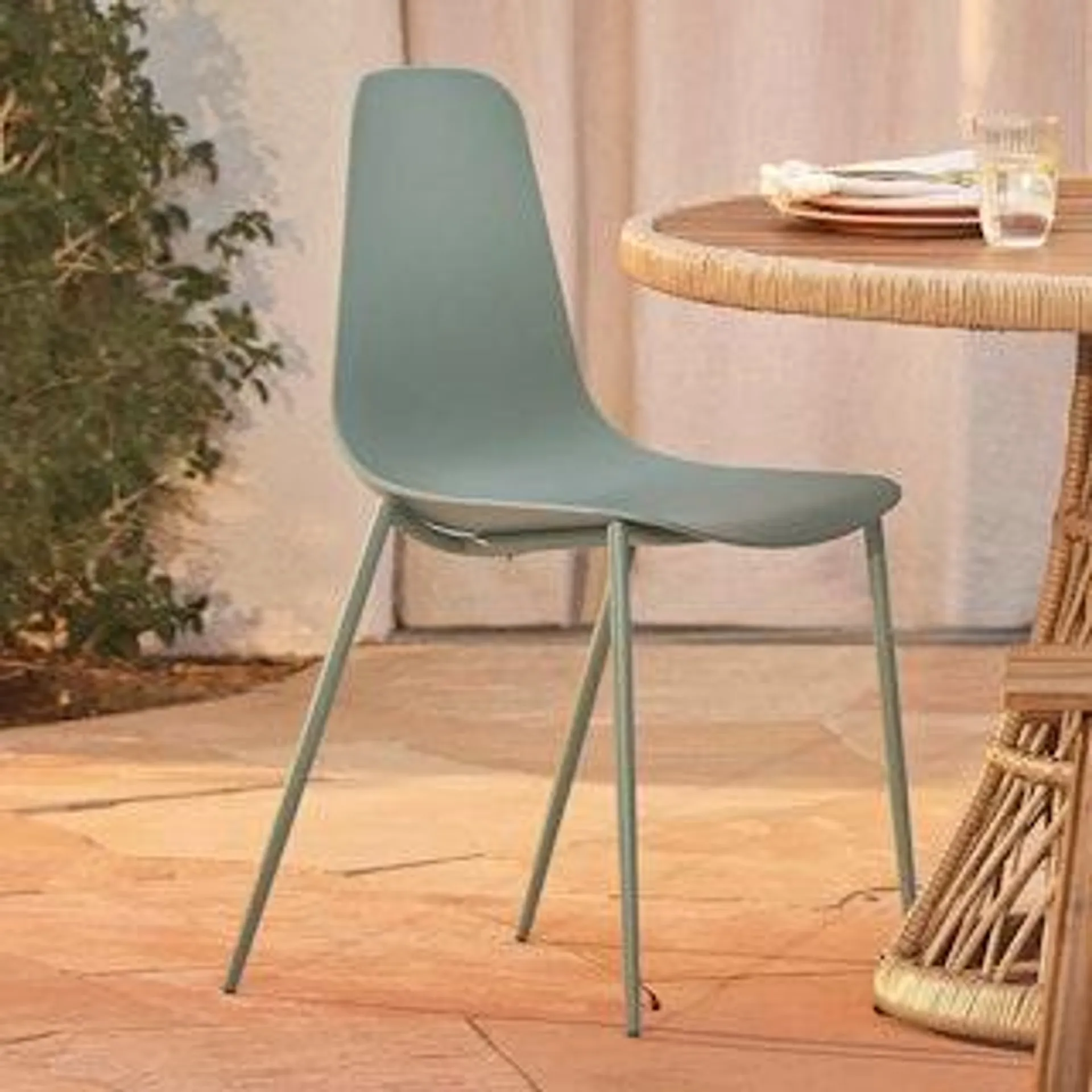 Svelti Aloe Green Dining Chair