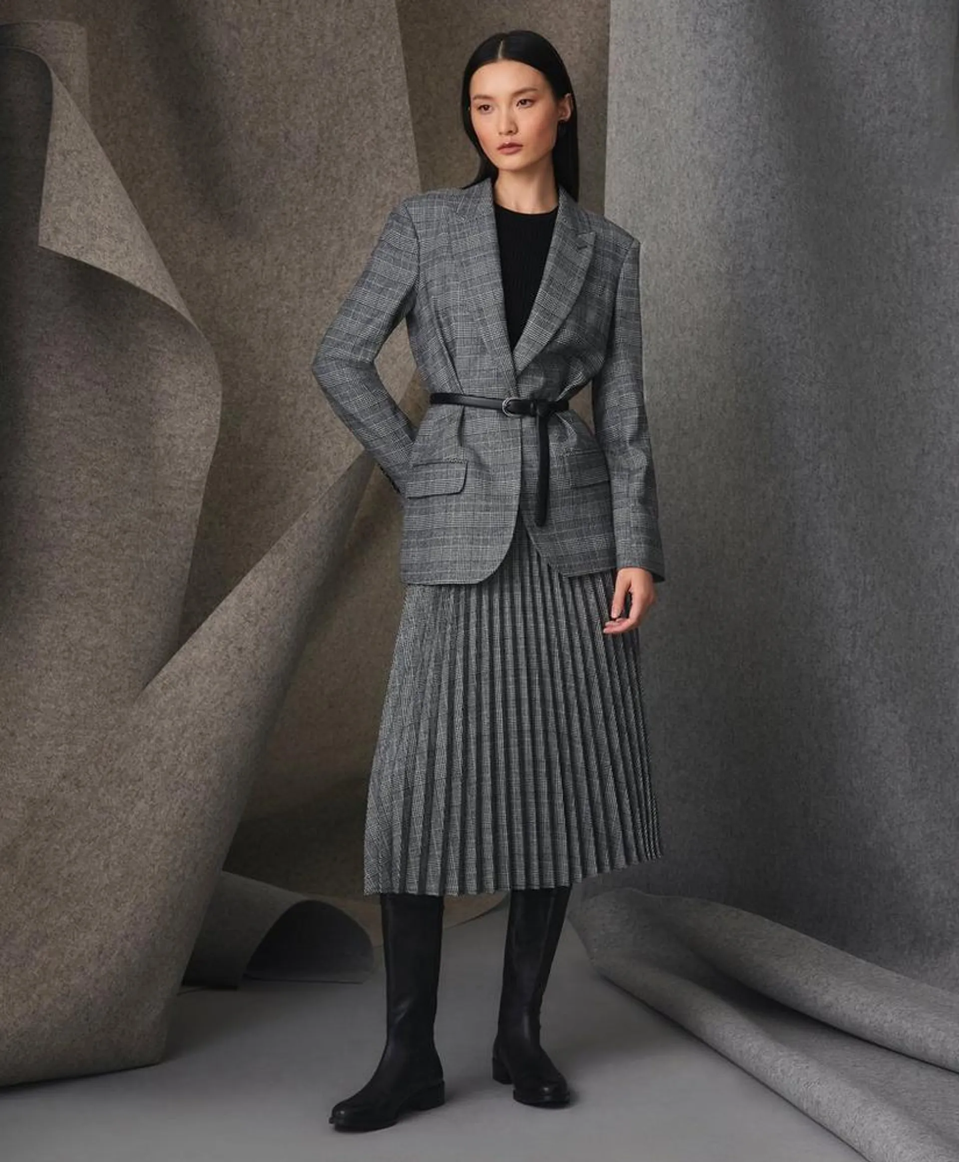 Relaxed Peak Lapel Jacket in Glen Plaid Wool Blend