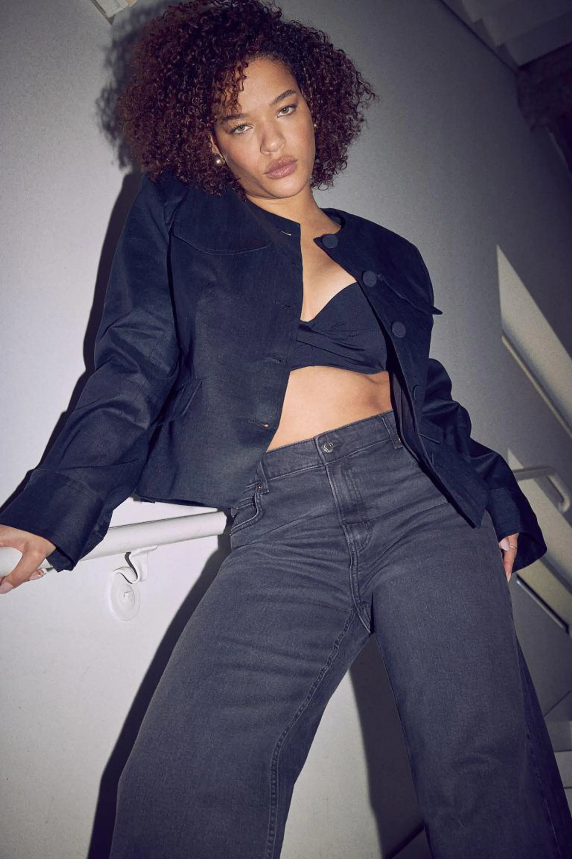 Wide High Ankle Jeans