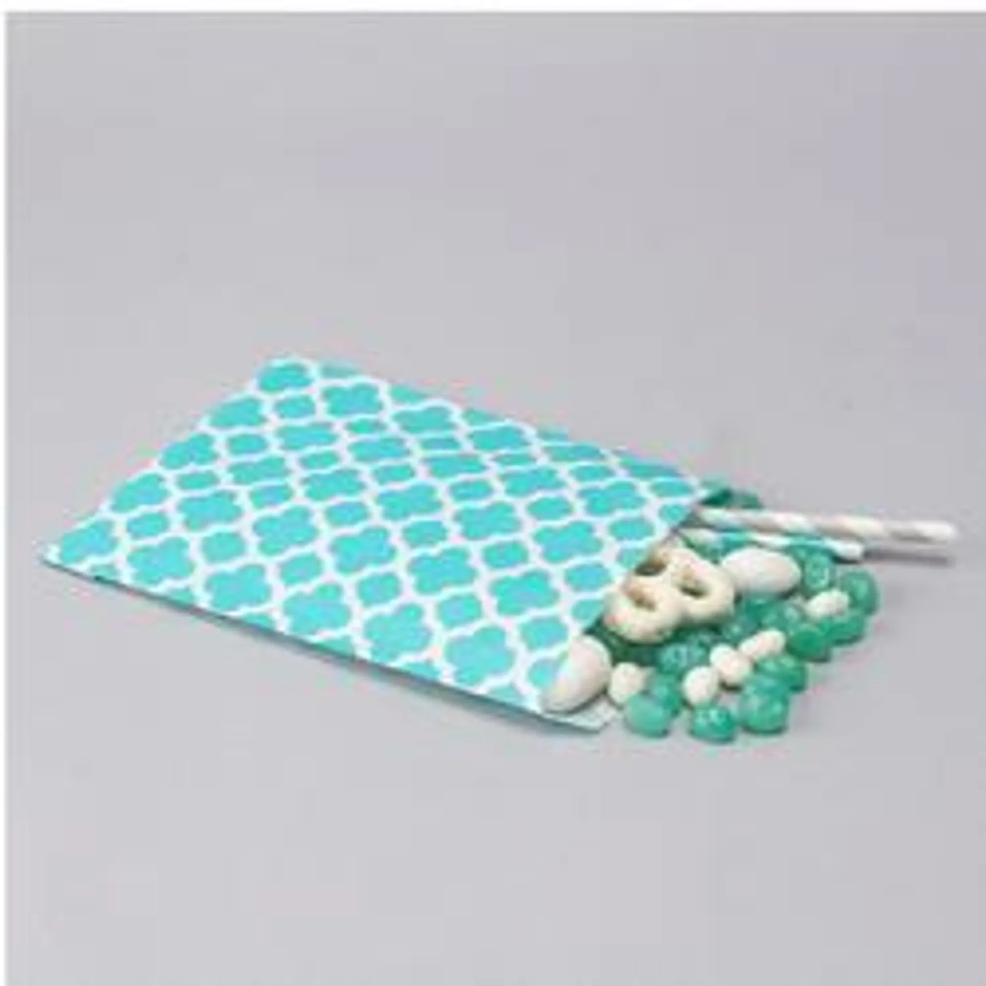 Aqua Quatrefoil Paper Treat Bags (Package of 10 pieces)