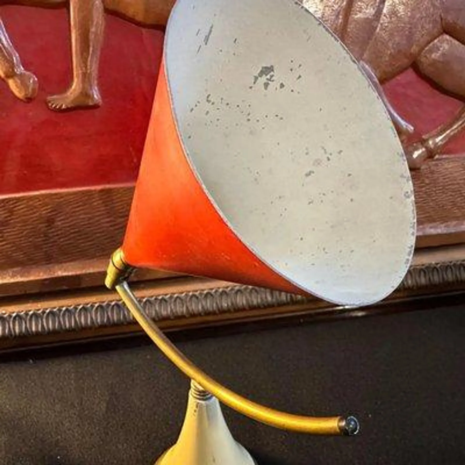 Mid-Century Modern Brass and Metal Cone Table Lamp from Stilnovo, 1950s