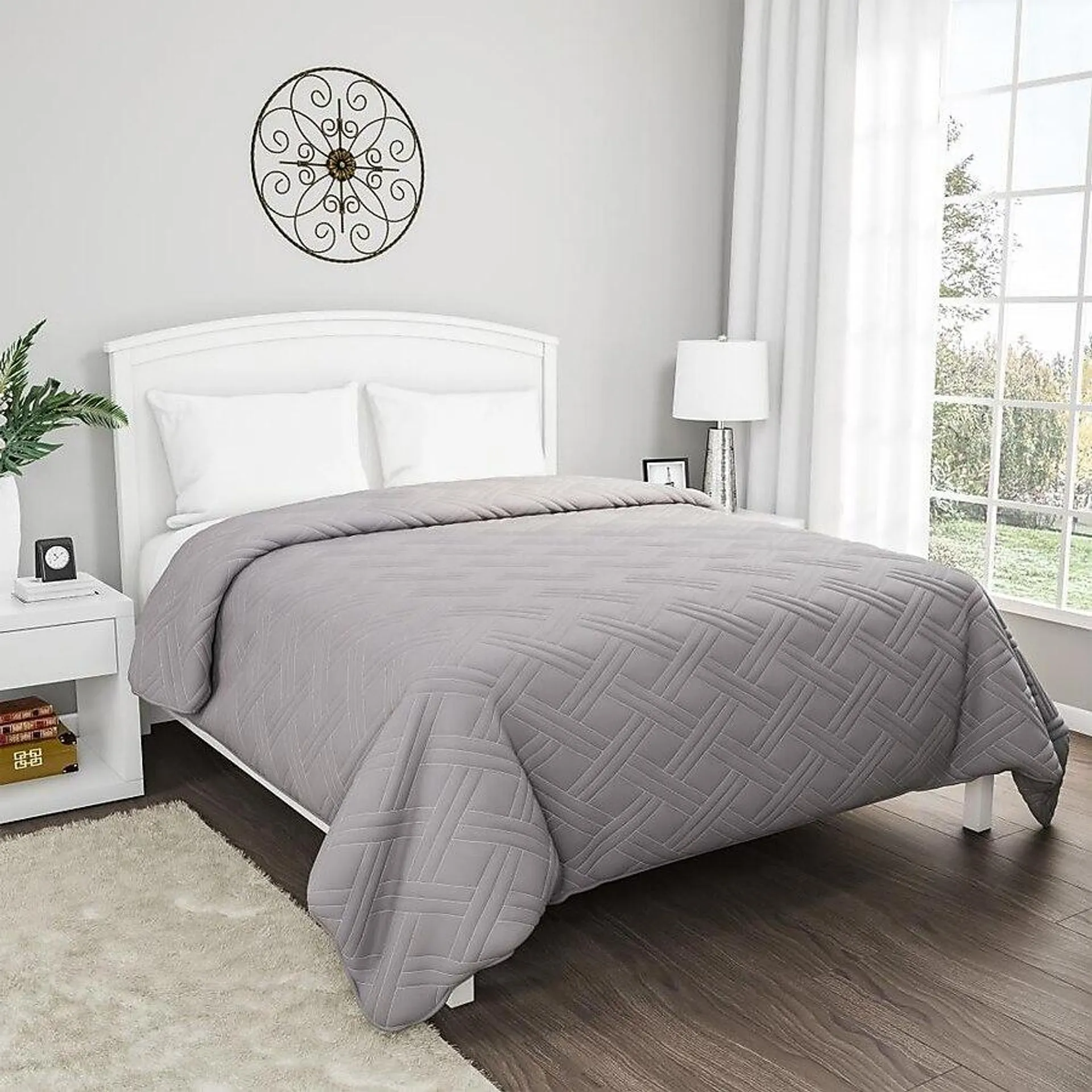 Hastings Home Coverlets Gray Solid Full/Queen Quilt