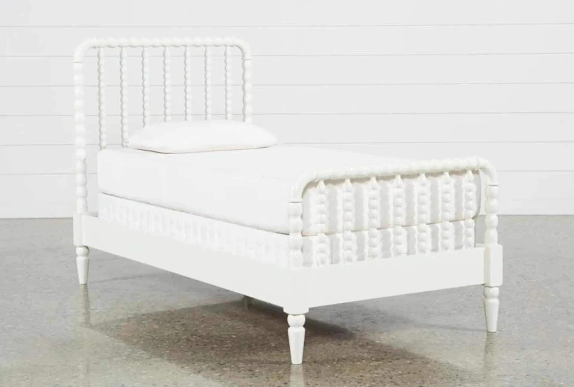 Madison White Twin Wood Spindle Panel Bed