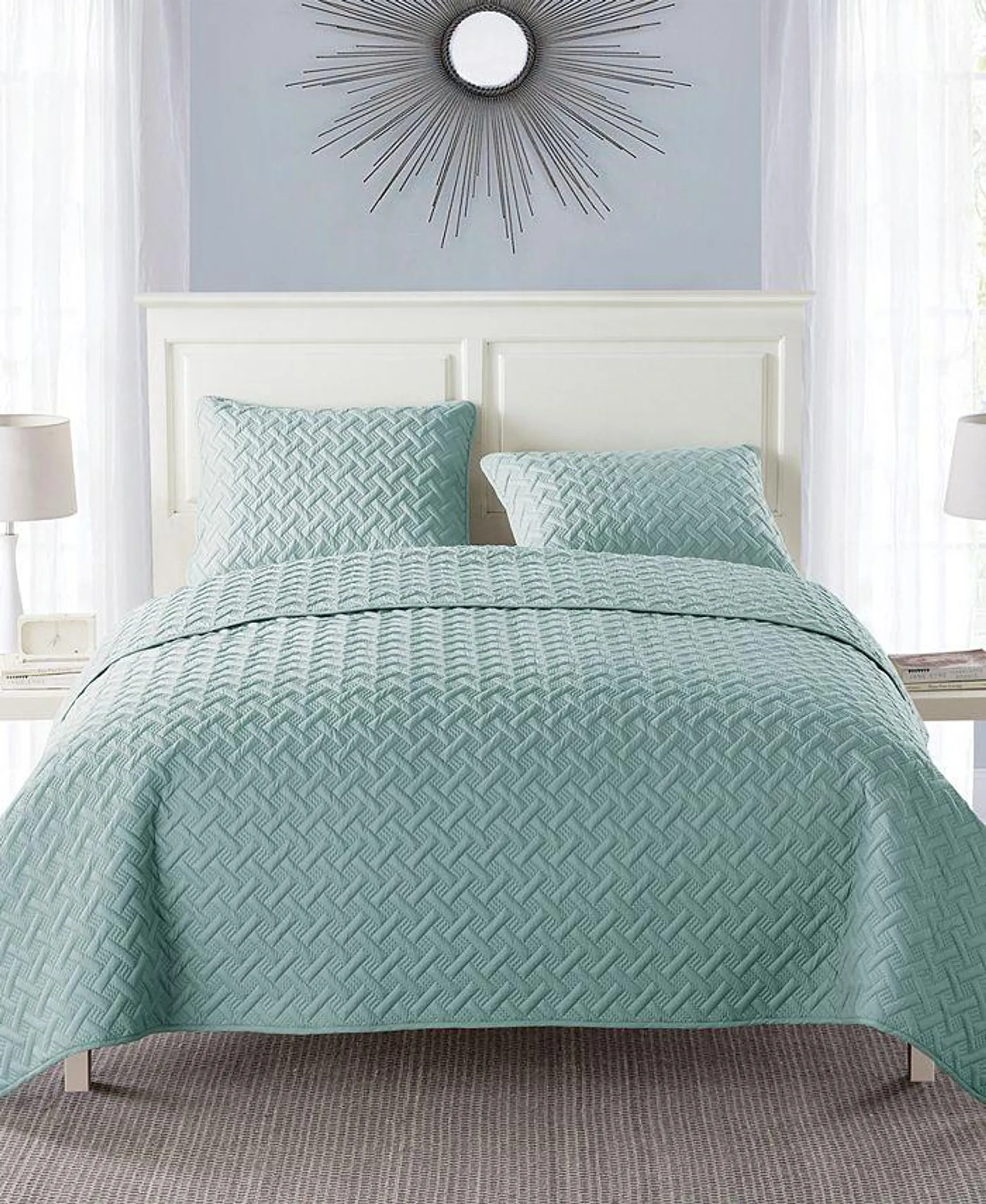 Nina 3-Piece Full/Queen Embossed Quilt Set