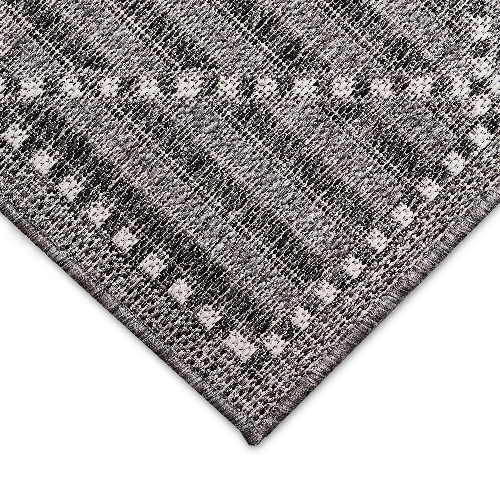 Indoor/Outdoor Diamonds Rug, 7'10" x 9'10"