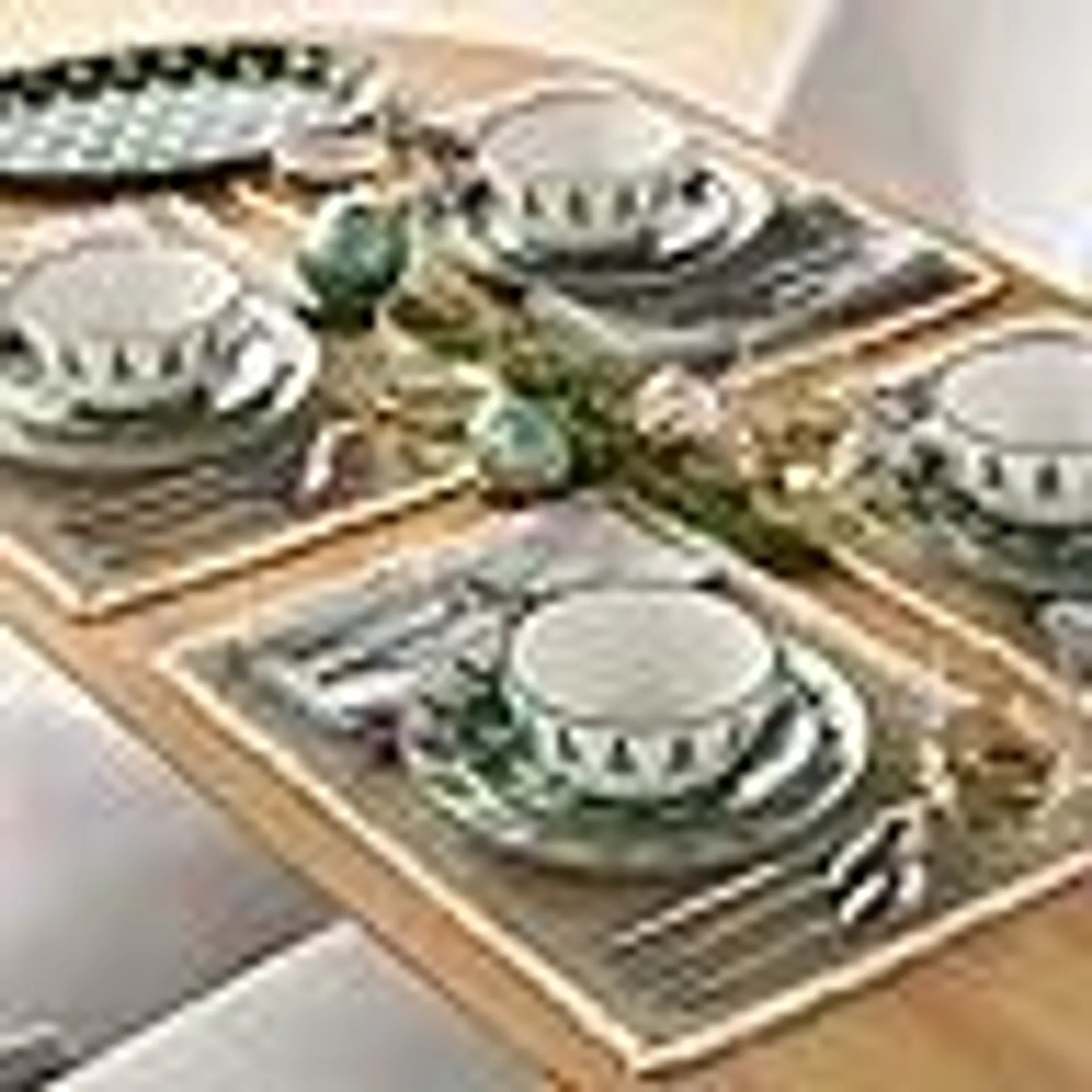 Member's Mark 12-Piece Stoneware Holiday Dinnerware Set