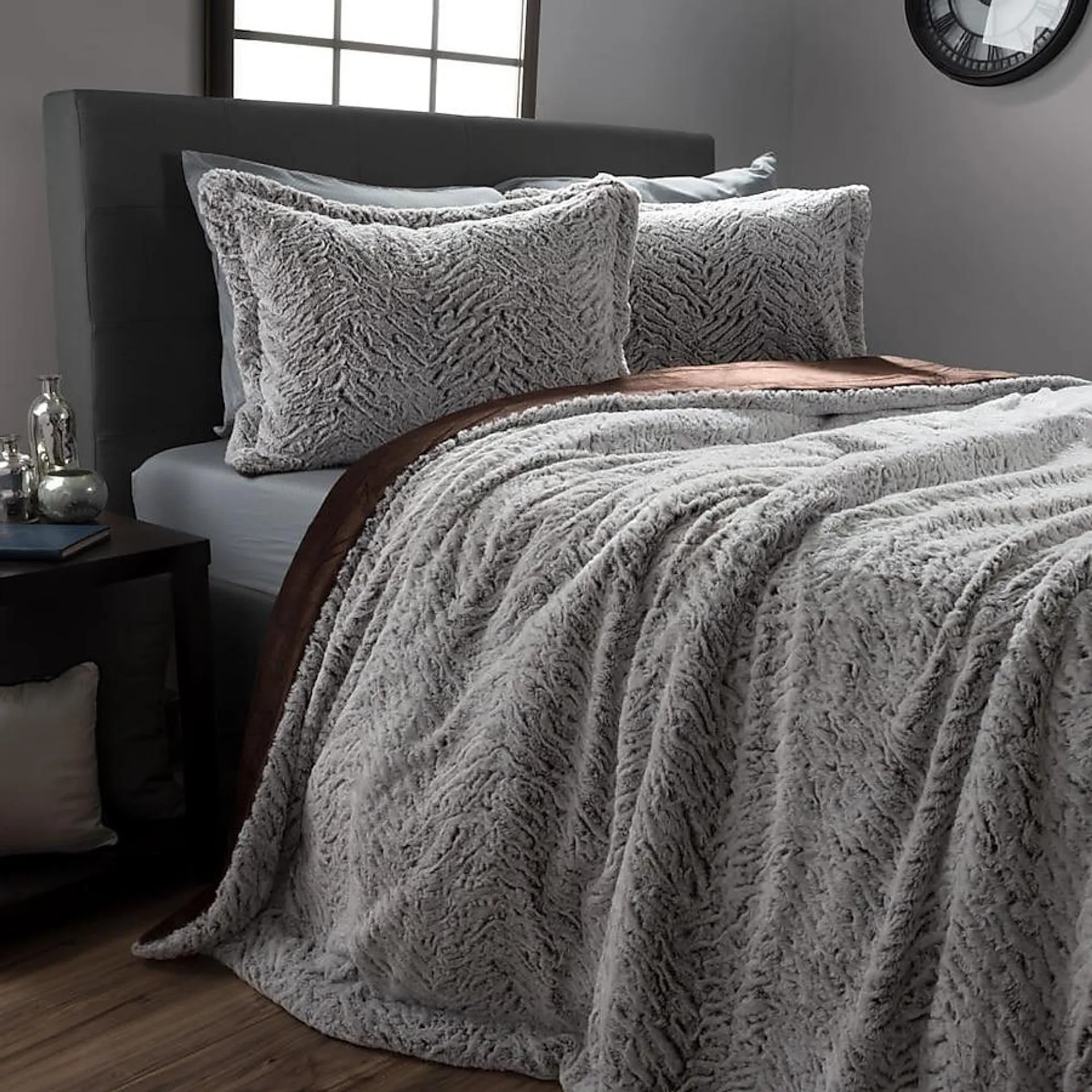 Hastings Home Comforters Gray/Brown Solid Full/Queen Comforter