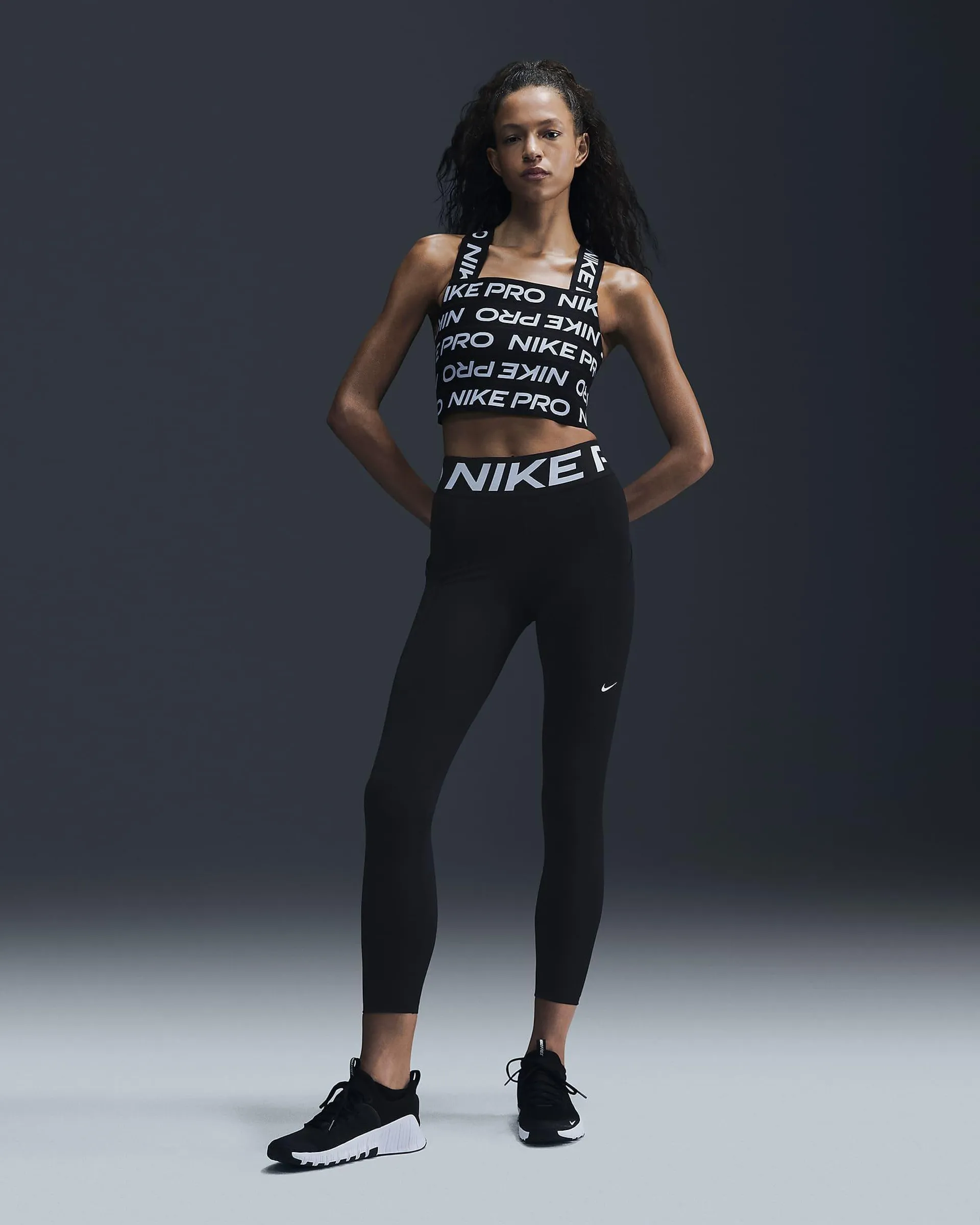 Nike Pro Sculpt