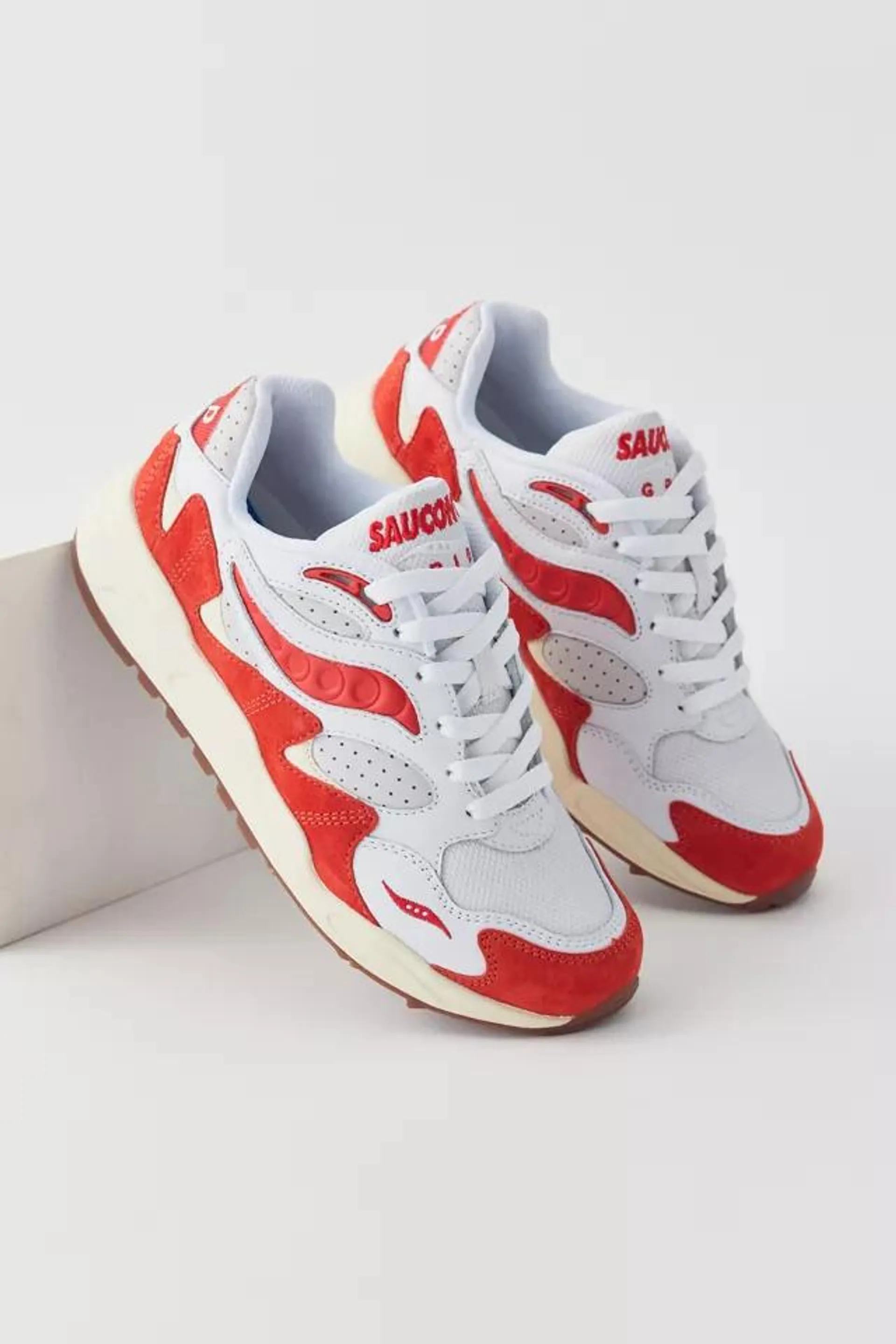 Saucony Grid Suede Shadow 2 Sneaker