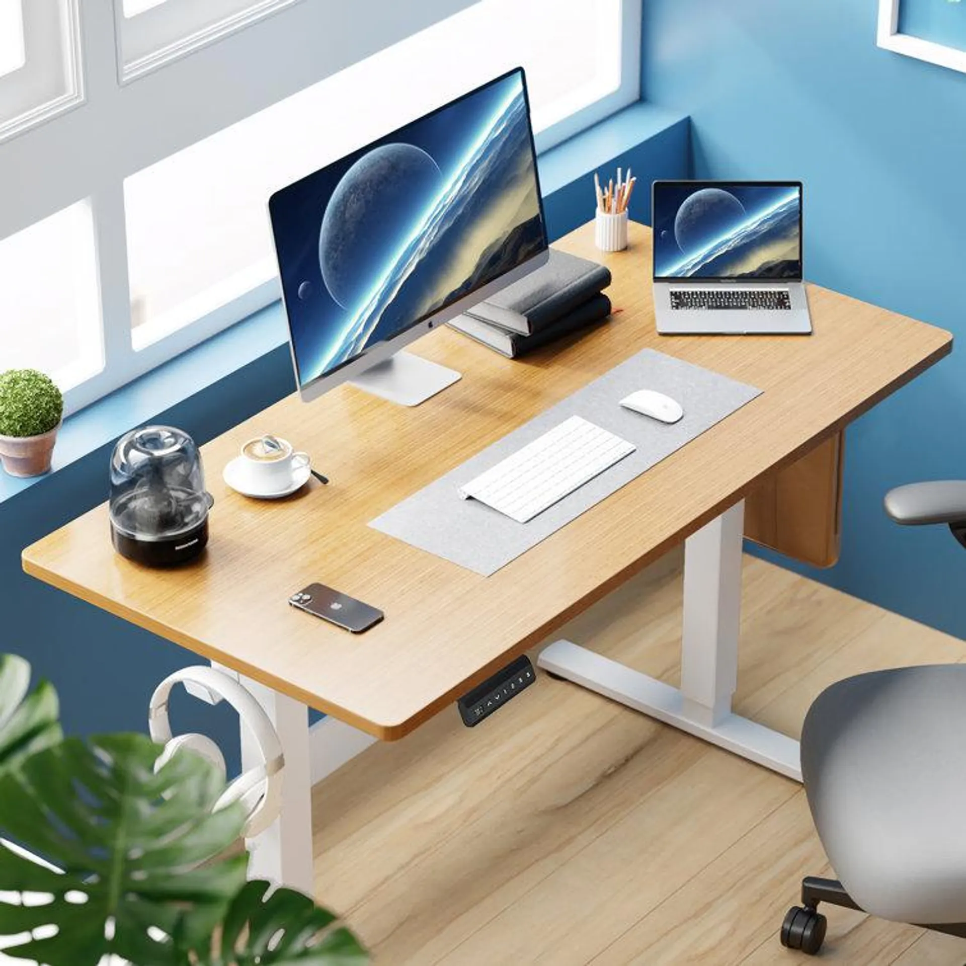 Jakyb Standing & Height-Adjustable Desks